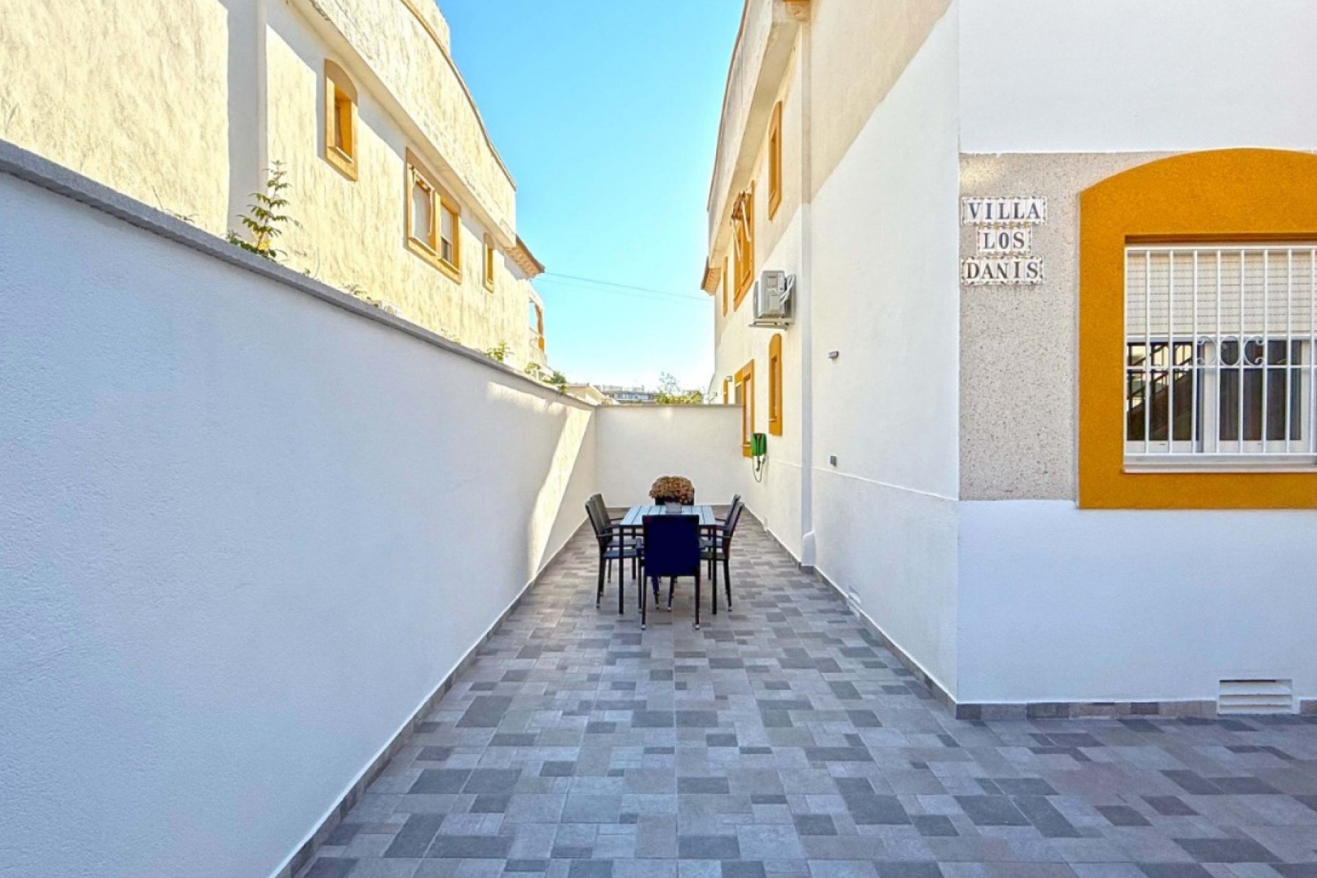 Brukt - Apartment -
Torrevieja - Costa Blanca