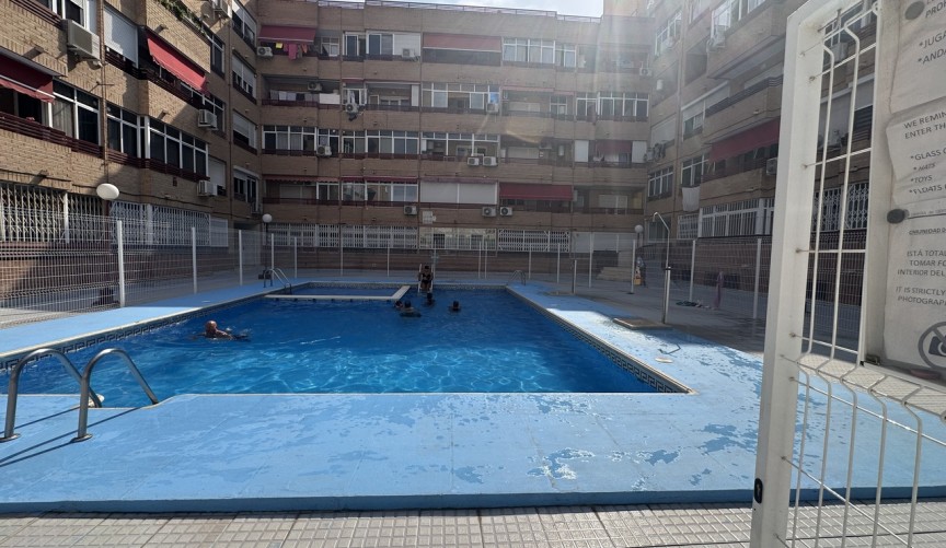 Brukt - Apartment -
Torrevieja - Costa Blanca