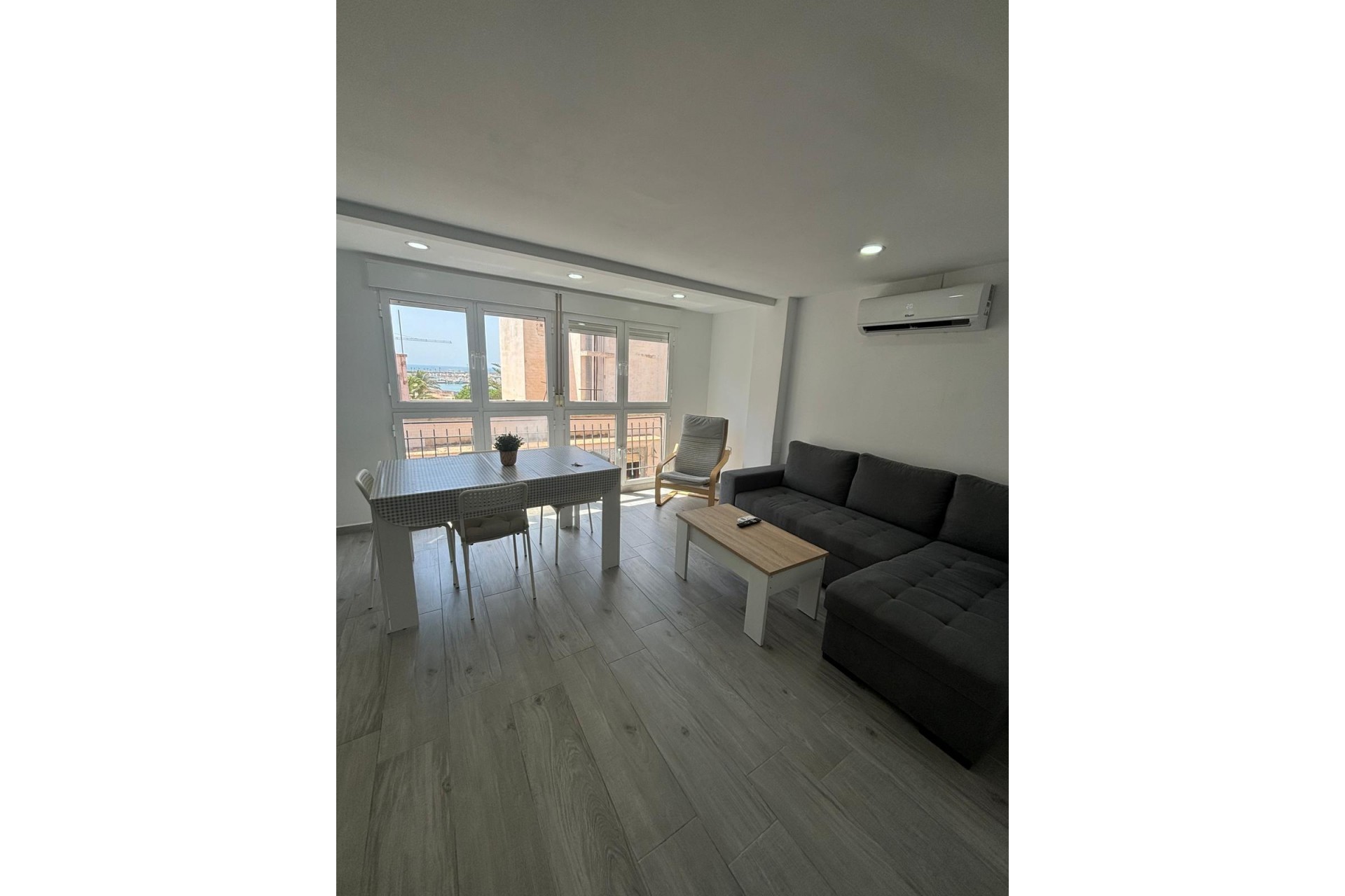 Brukt - Apartment -
Torrevieja - Costa Blanca