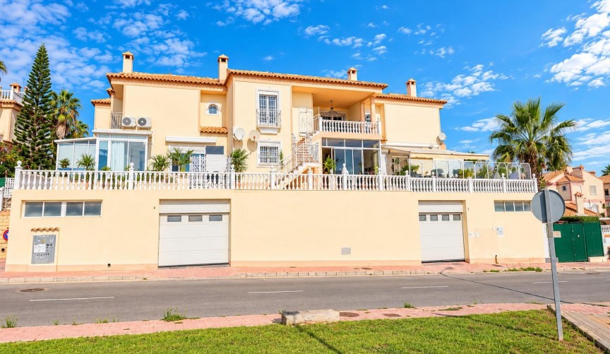 Brukt - Apartment -
Torrevieja - Costa Blanca