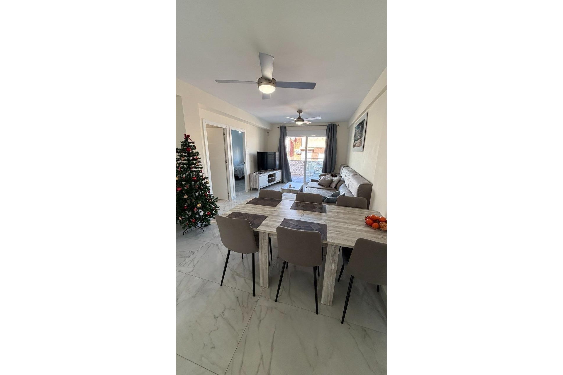 Brukt - Apartment -
Torrevieja - Curva Del Palangre