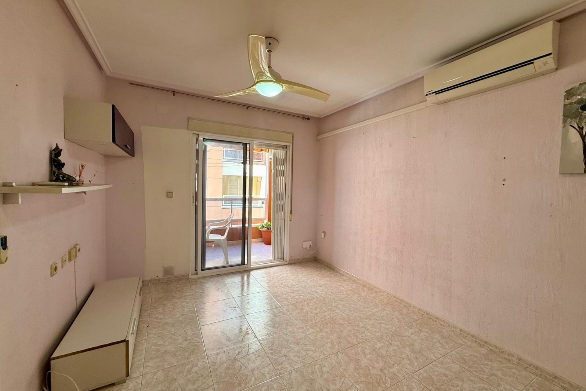 Brukt - Apartment -
Torrevieja - Curva Del Palangre