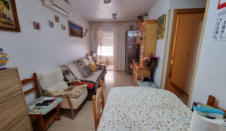 Brukt - Apartment -
Torrevieja - El Molino