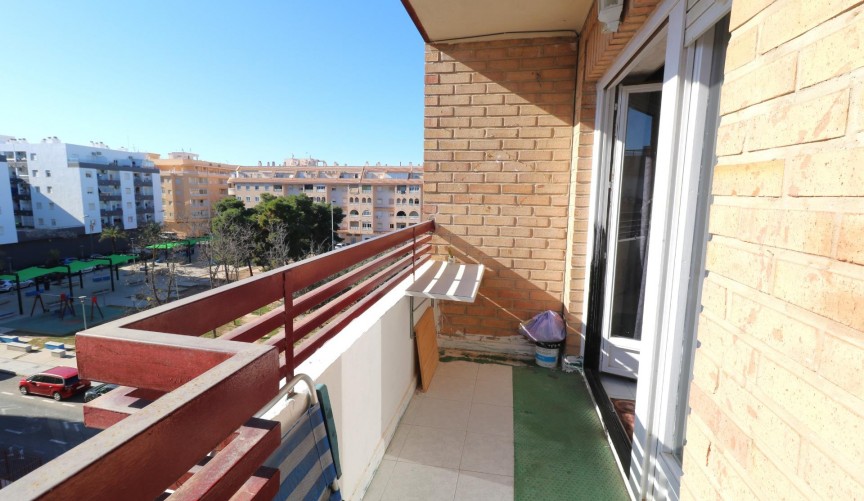 Brukt - Apartment -
Torrevieja - El Molino