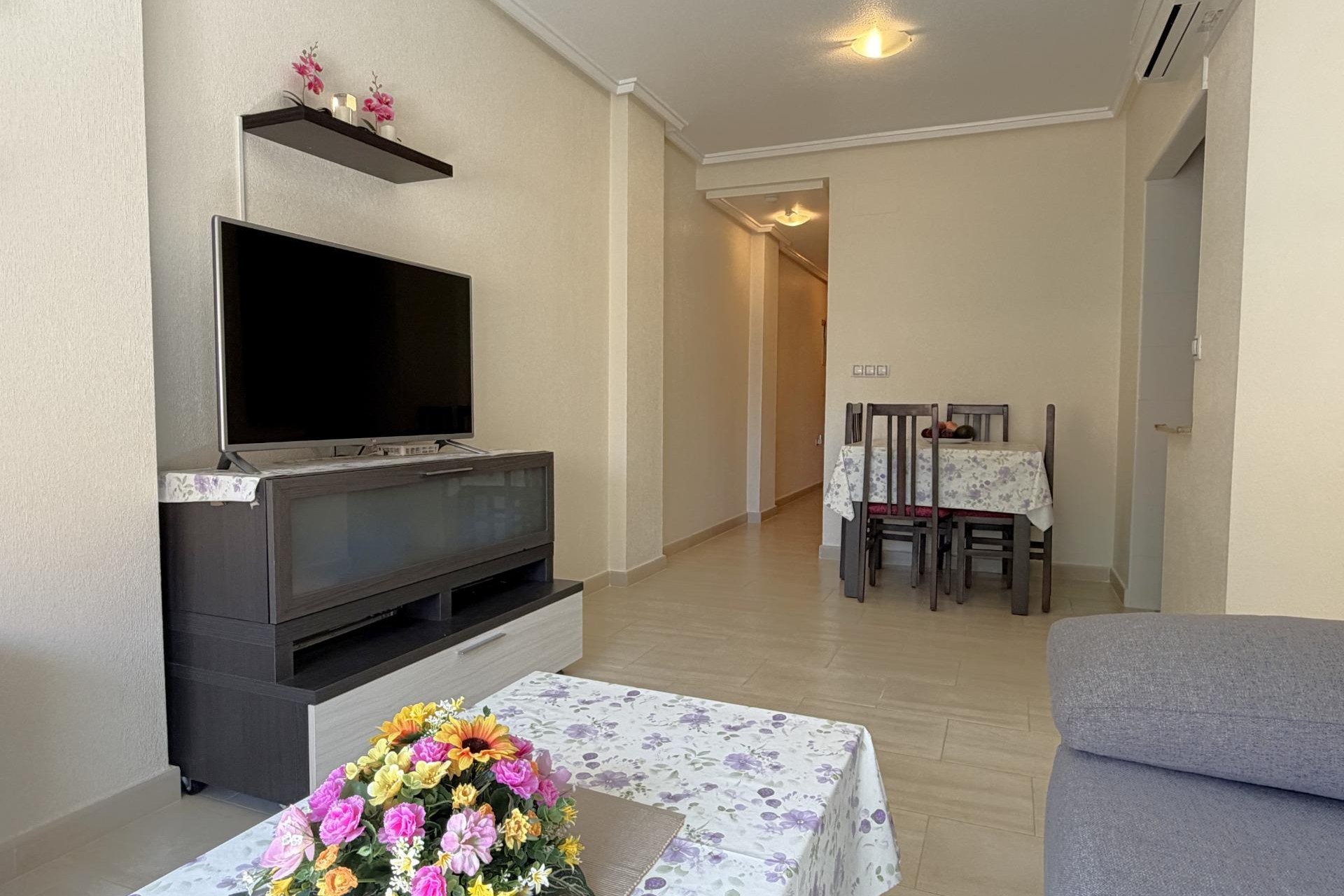 Brukt - Apartment -
Torrevieja - El Molino