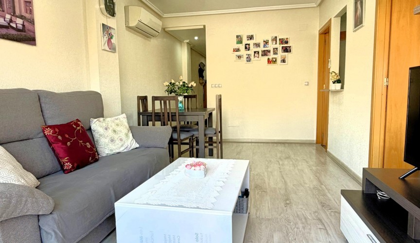 Brukt - Apartment -
Torrevieja - El Molino