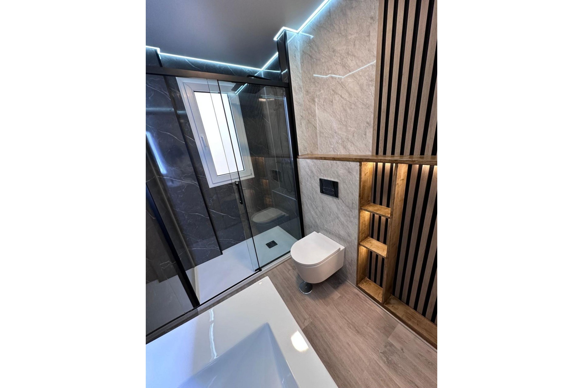 Brukt - Apartment -
Torrevieja - Estacion De Autobuses