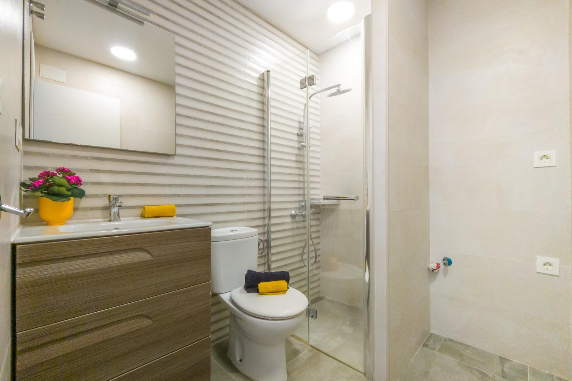 Brukt - Apartment -
Torrevieja - Estacion De Autobuses