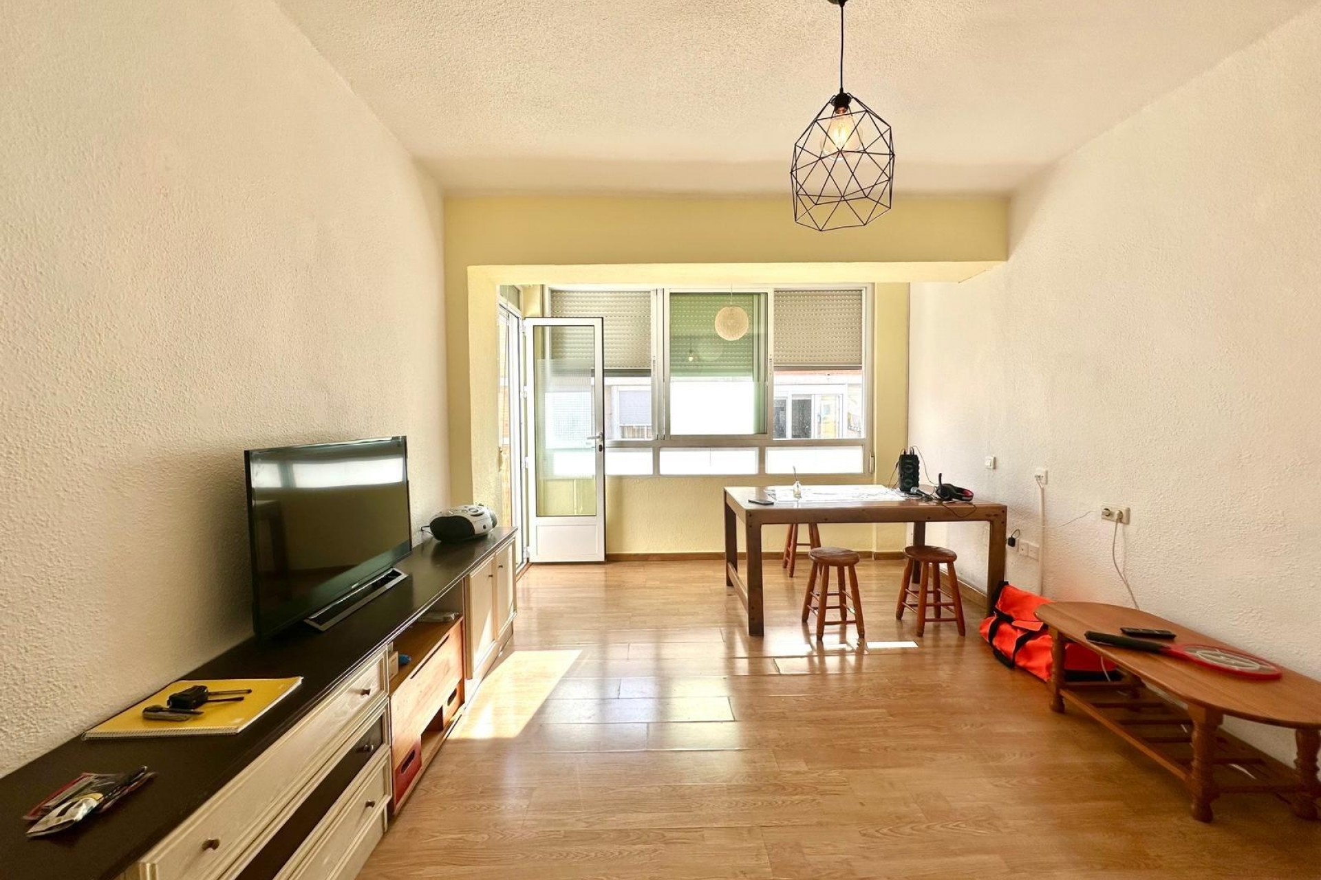 Brukt - Apartment -
Torrevieja - Estacion De Autobuses