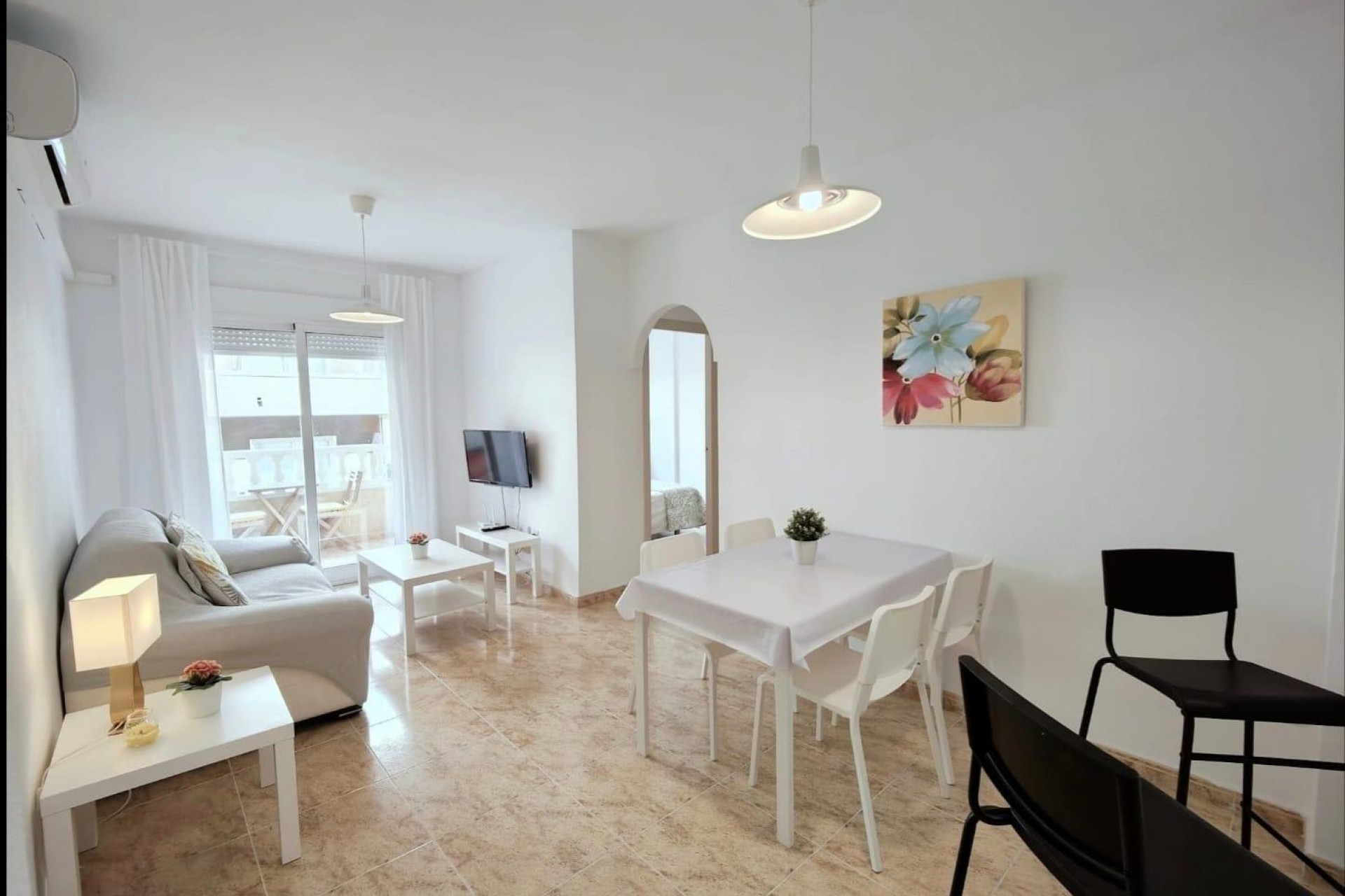 Brukt - Apartment -
Torrevieja - Estacion De Autobuses