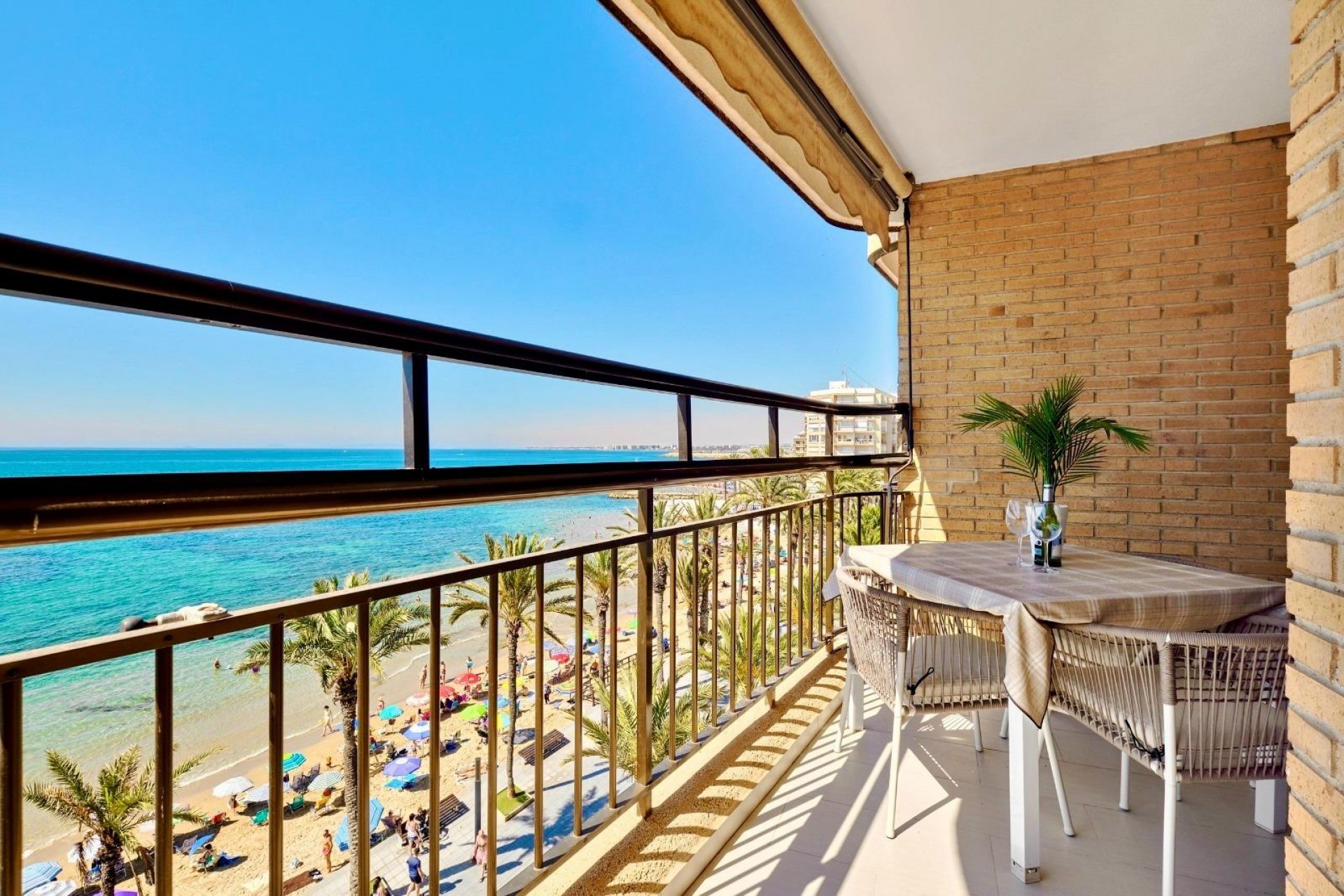 Brukt - Apartment -
Torrevieja - Estacion De Autobuses