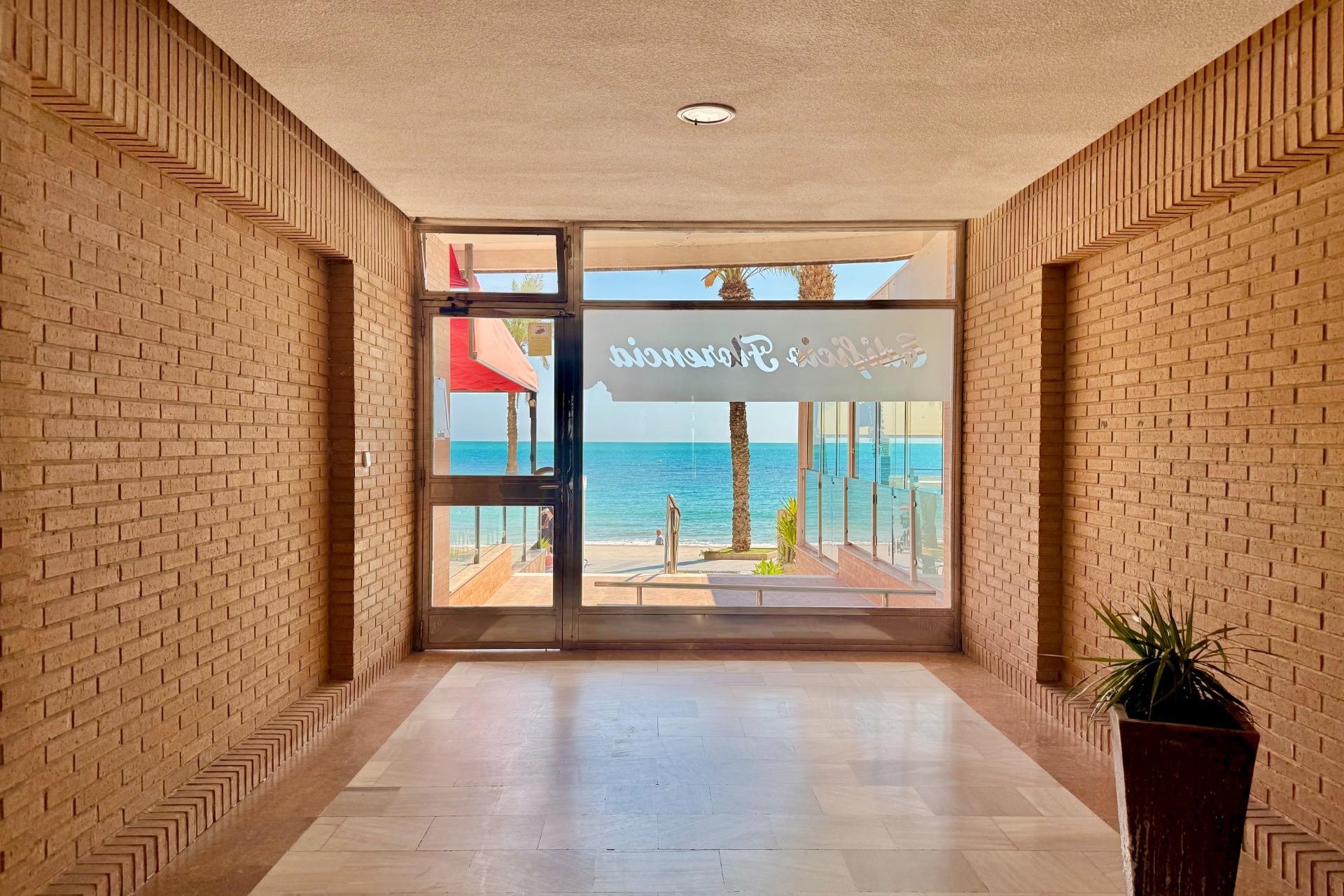 Brukt - Apartment -
Torrevieja - Estacion De Autobuses