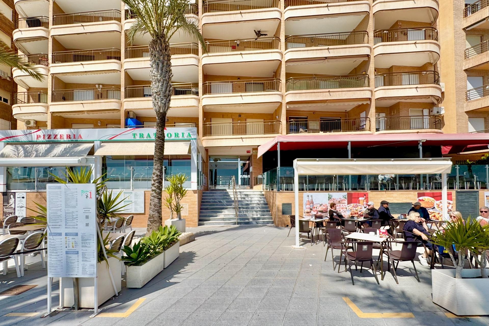 Brukt - Apartment -
Torrevieja - Estacion De Autobuses