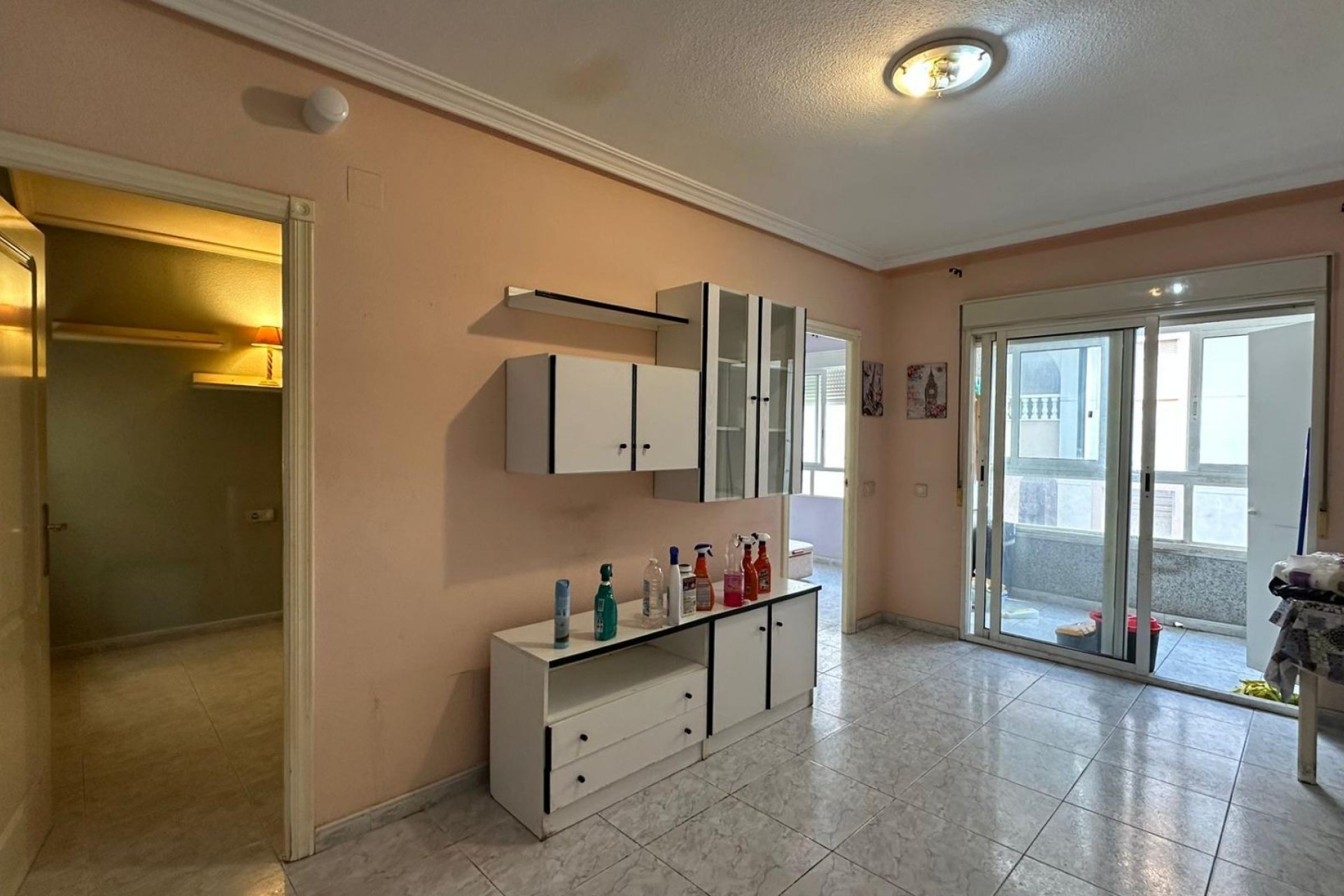 Brukt - Apartment -
Torrevieja - Estacion De Autobuses