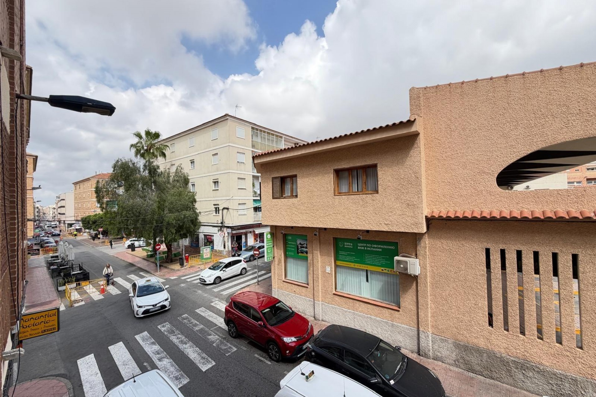 Brukt - Apartment -
Torrevieja - Estacion De Autobuses