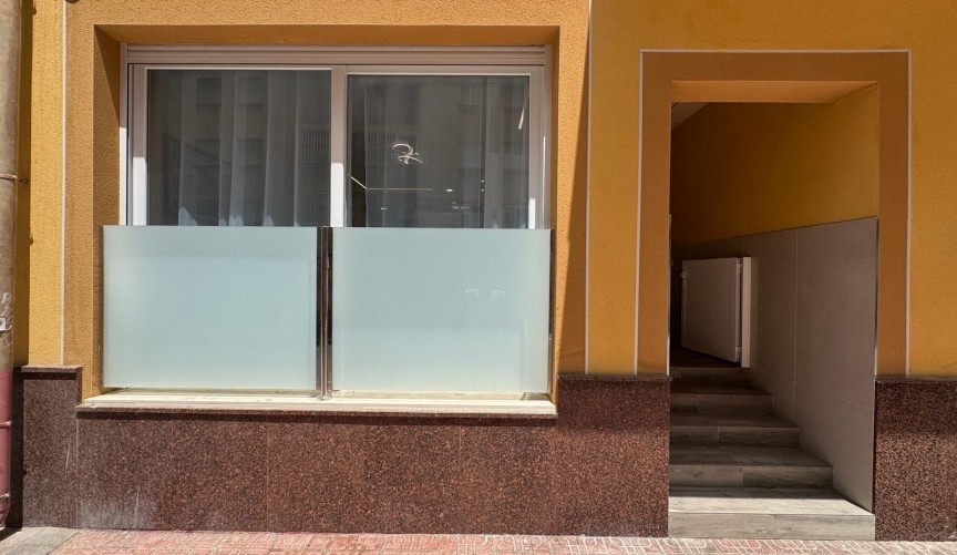 Brukt - Apartment -
Torrevieja - Estacion De Autobuses