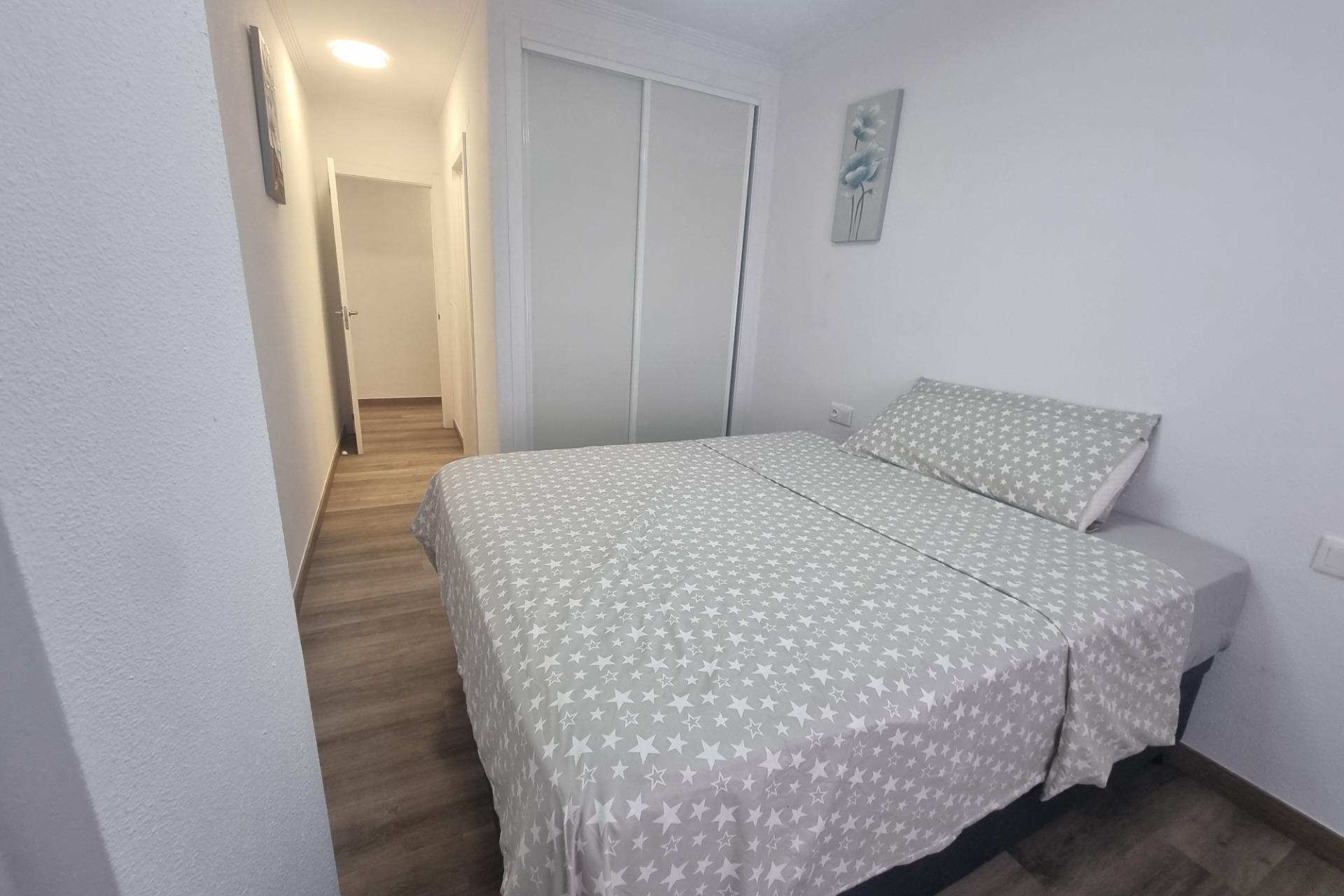 Brukt - Apartment -
Torrevieja - Estacion De Autobuses