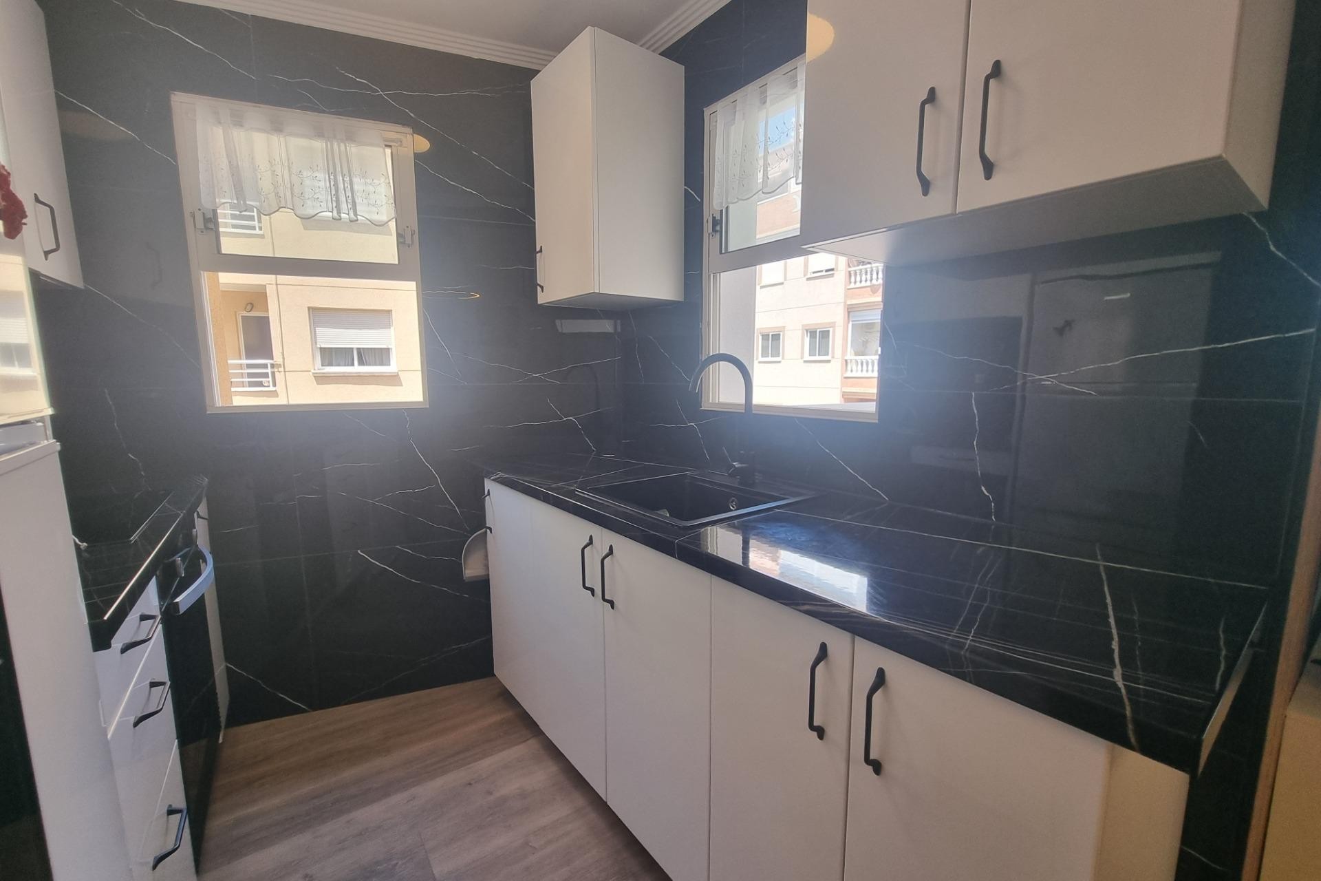 Brukt - Apartment -
Torrevieja - Estacion De Autobuses