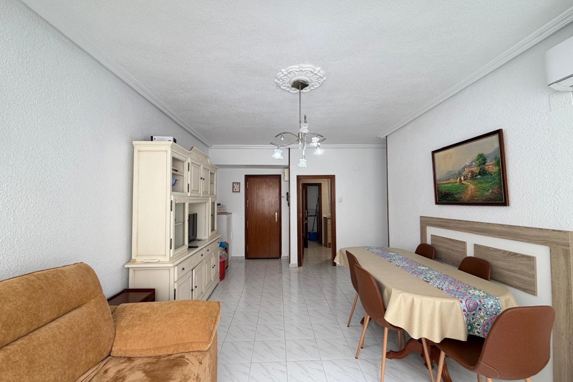 Brukt - Apartment -
Torrevieja - Estacion De Autobuses