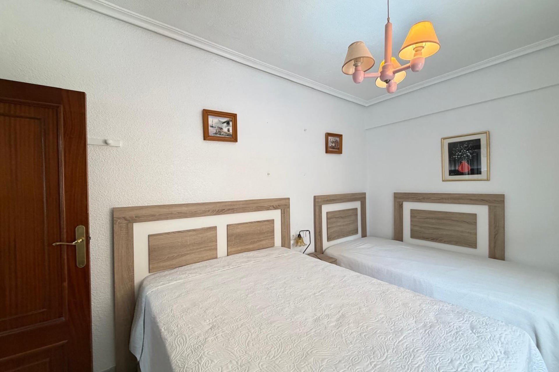 Brukt - Apartment -
Torrevieja - Estacion De Autobuses