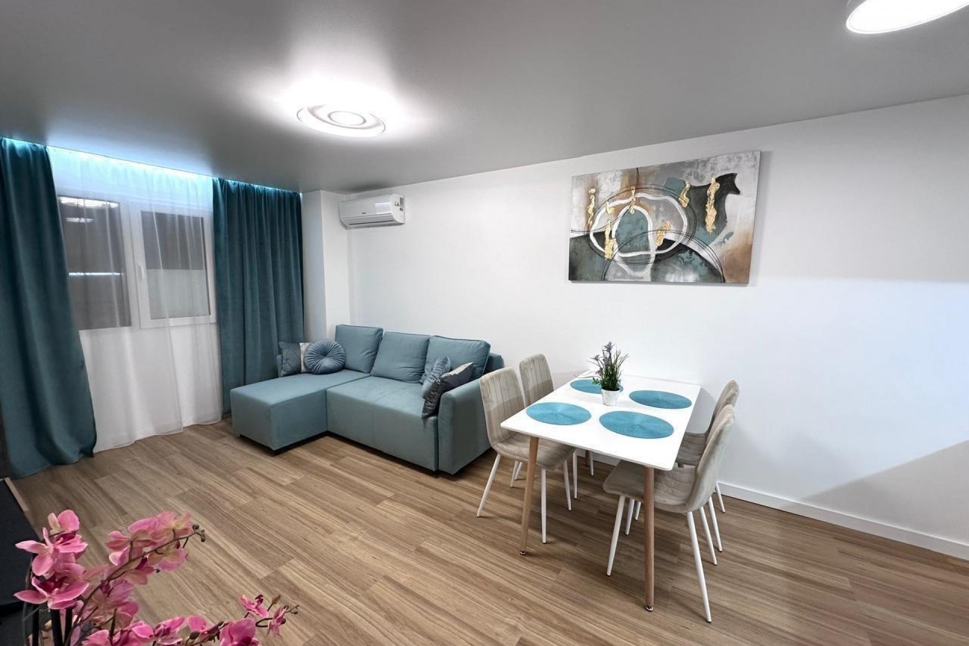 Brukt - Apartment -
Torrevieja - Estacion De Autobuses