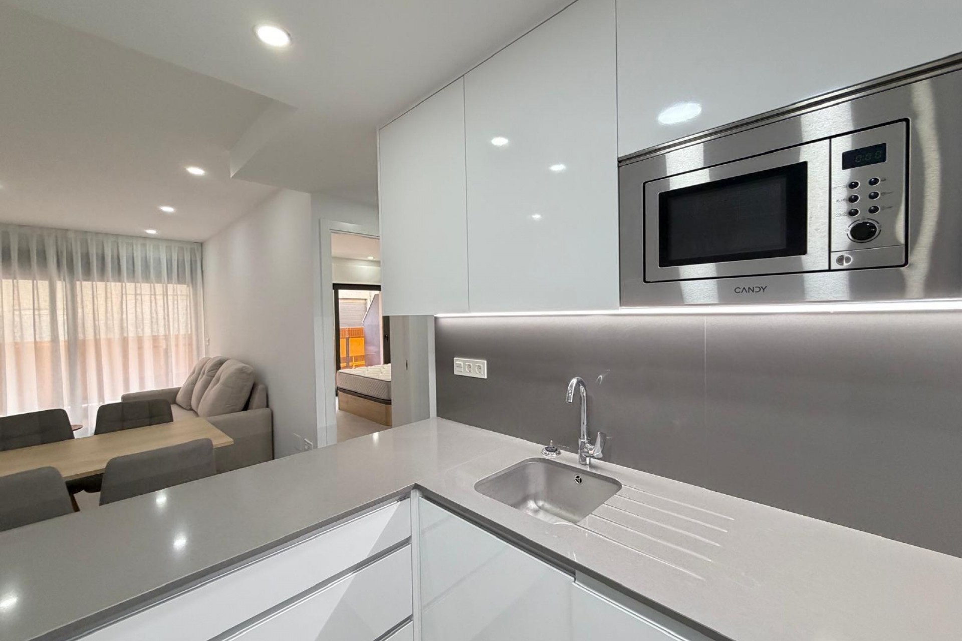 Brukt - Apartment -
Torrevieja - Estacion De Autobuses