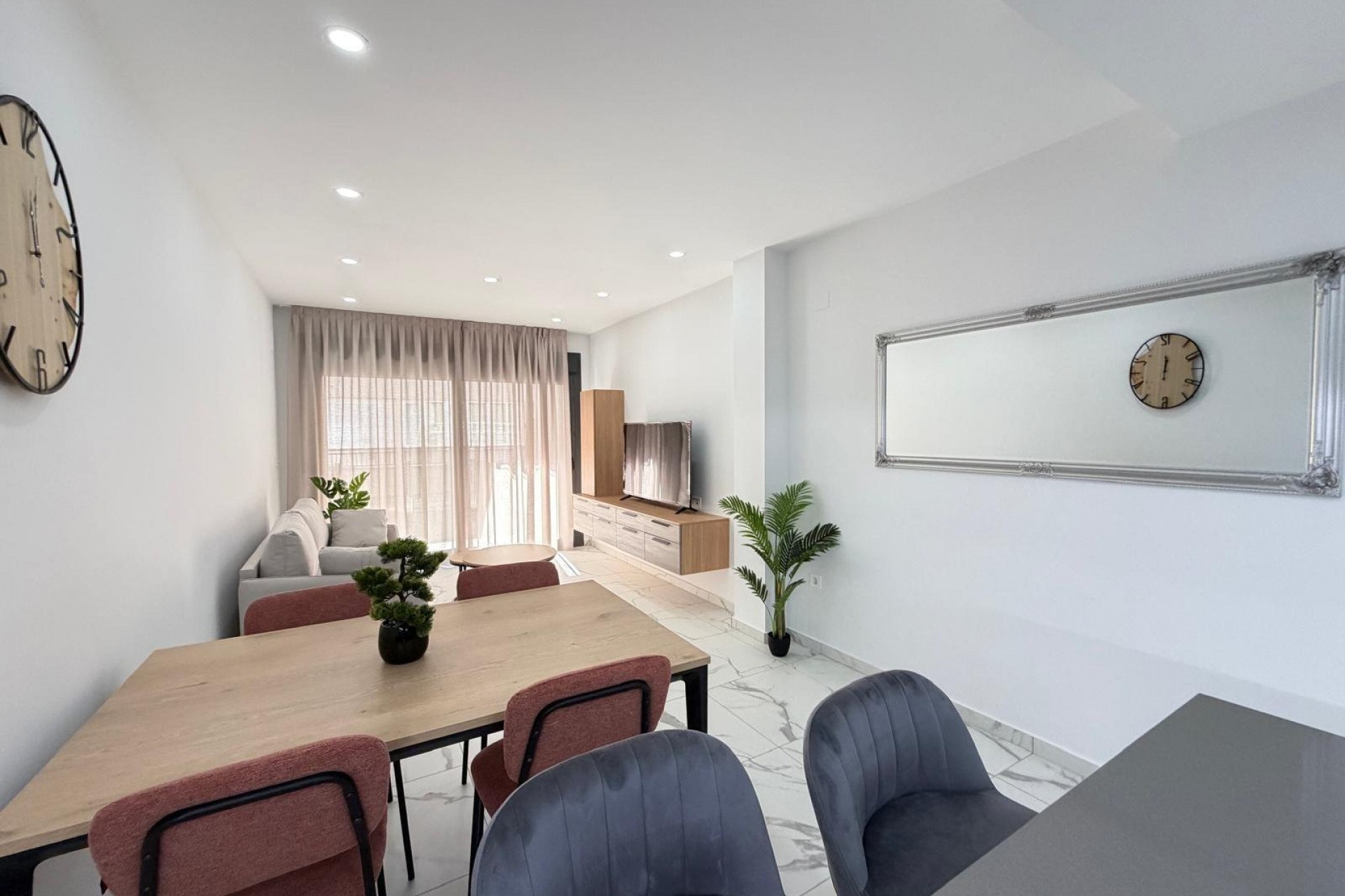 Brukt - Apartment -
Torrevieja - Estacion De Autobuses