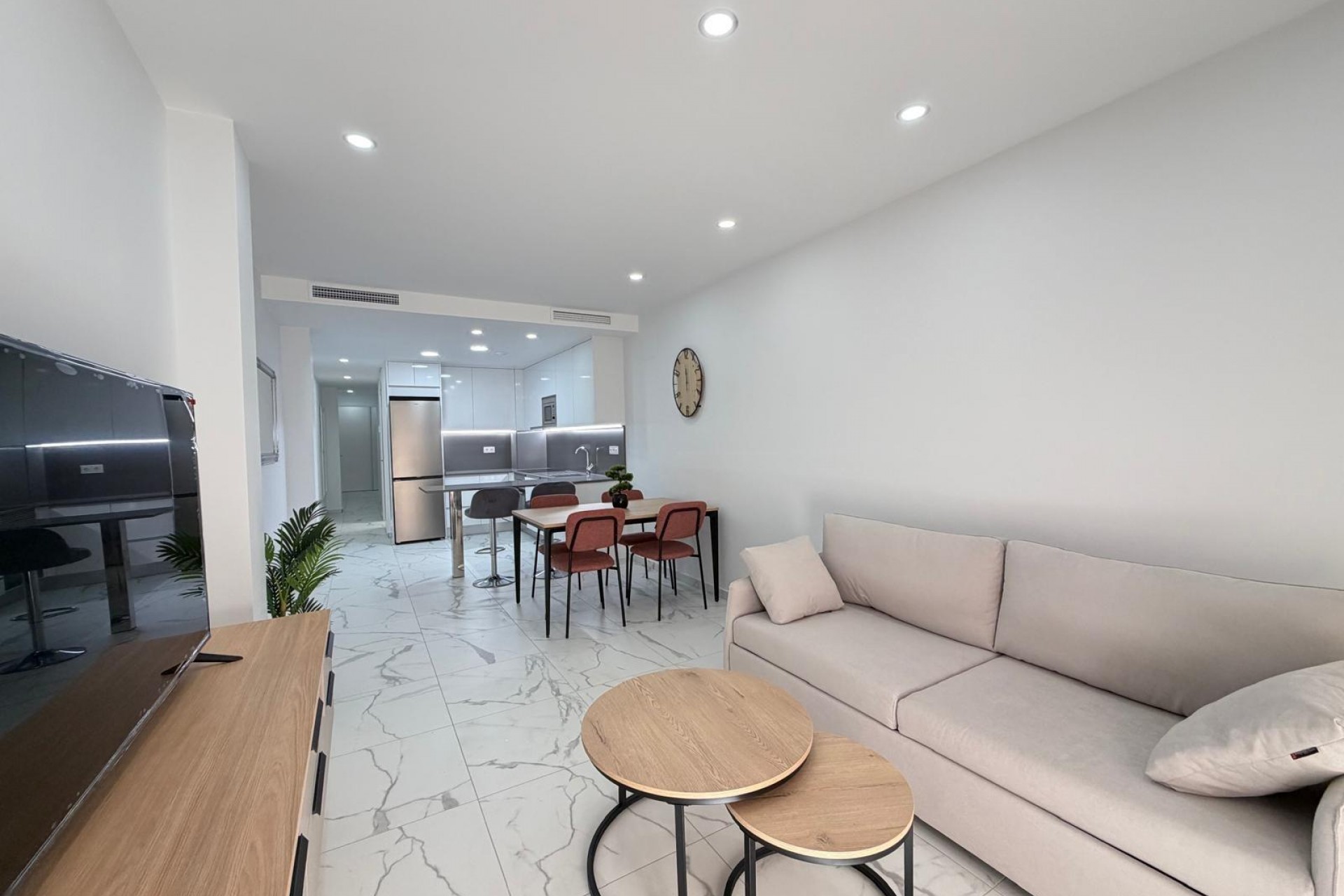 Brukt - Apartment -
Torrevieja - Estacion De Autobuses