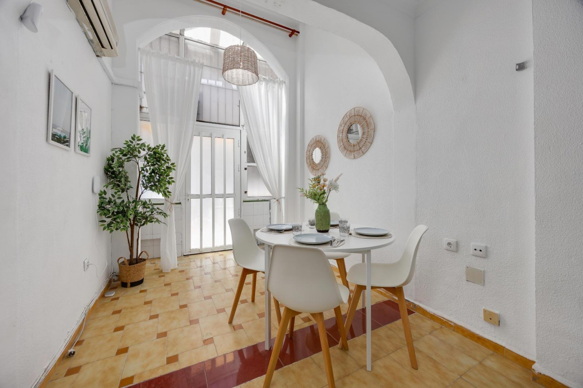 Brukt - Apartment -
Torrevieja - Estacion De Autobuses