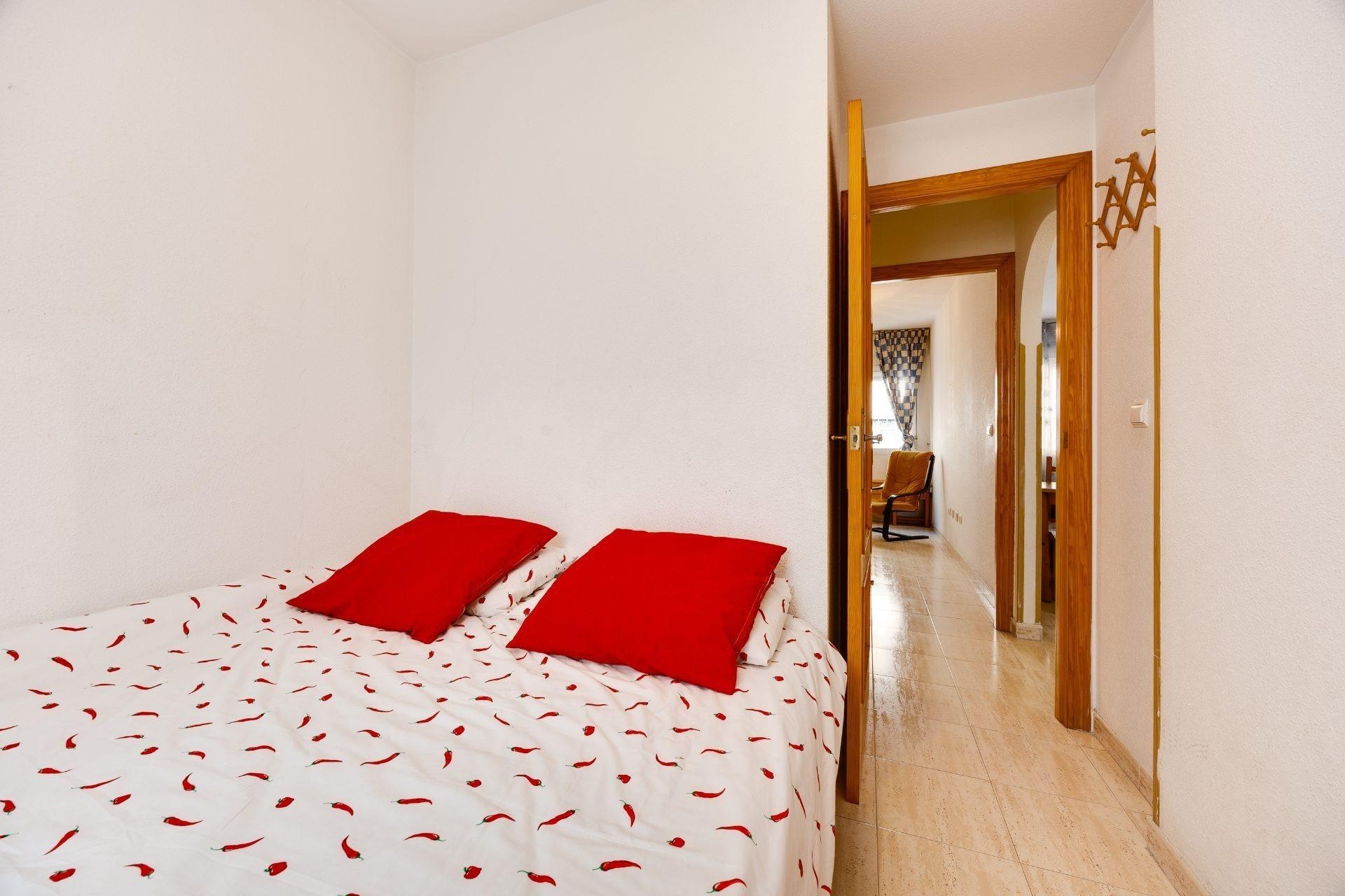 Brukt - Apartment -
Torrevieja - Estacion De Autobuses