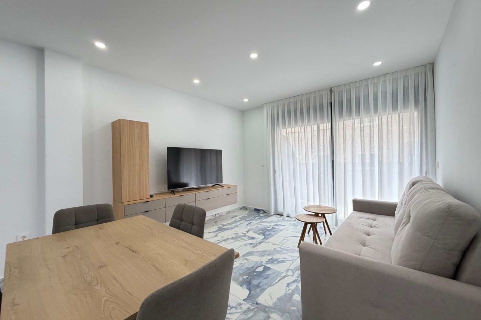 Brukt - Apartment -
Torrevieja - Estacion De Autobuses