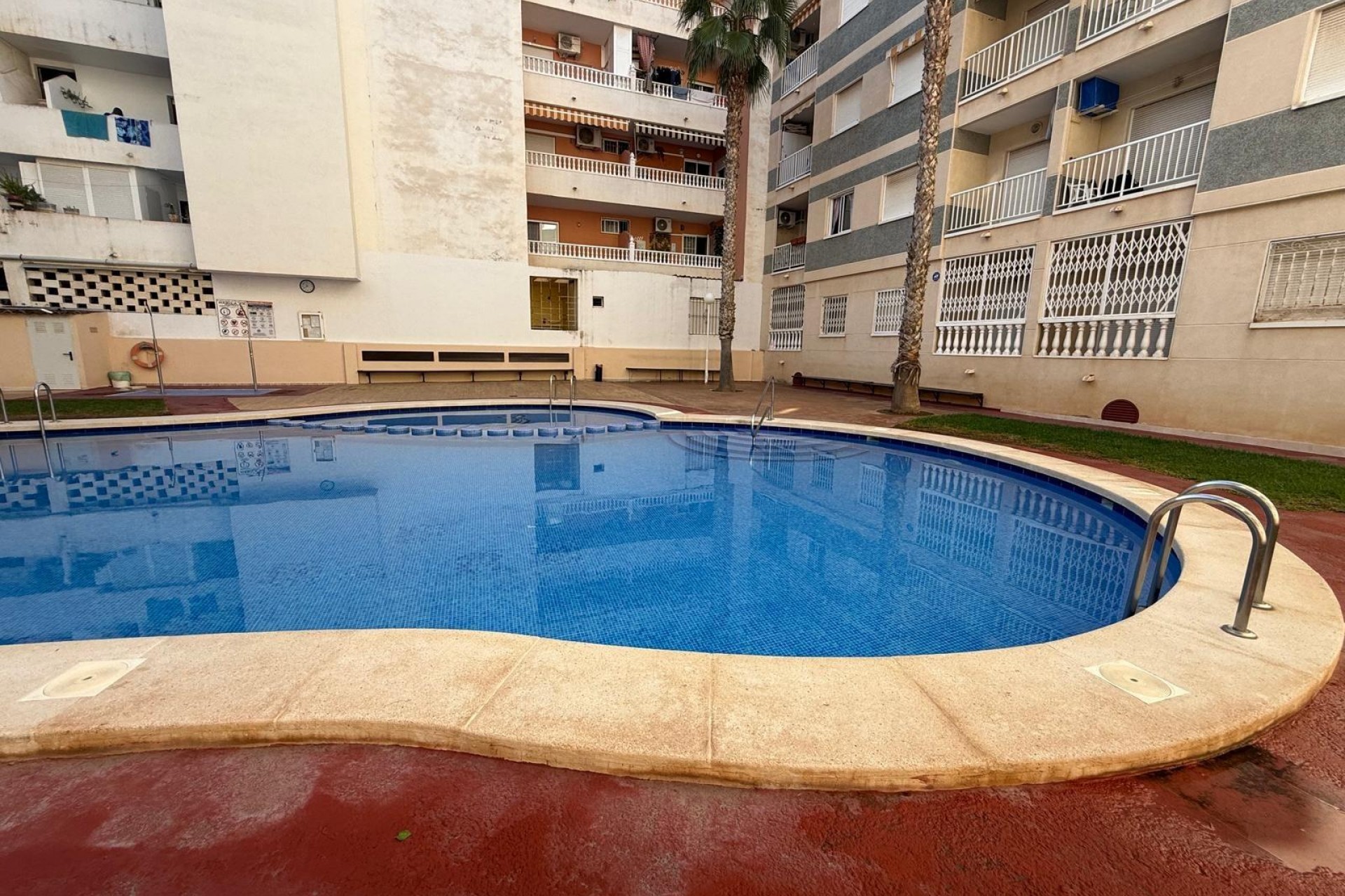 Brukt - Apartment -
Torrevieja - Habaneras
