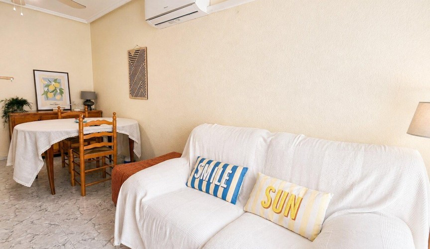 Brukt - Apartment -
Torrevieja - Habaneras