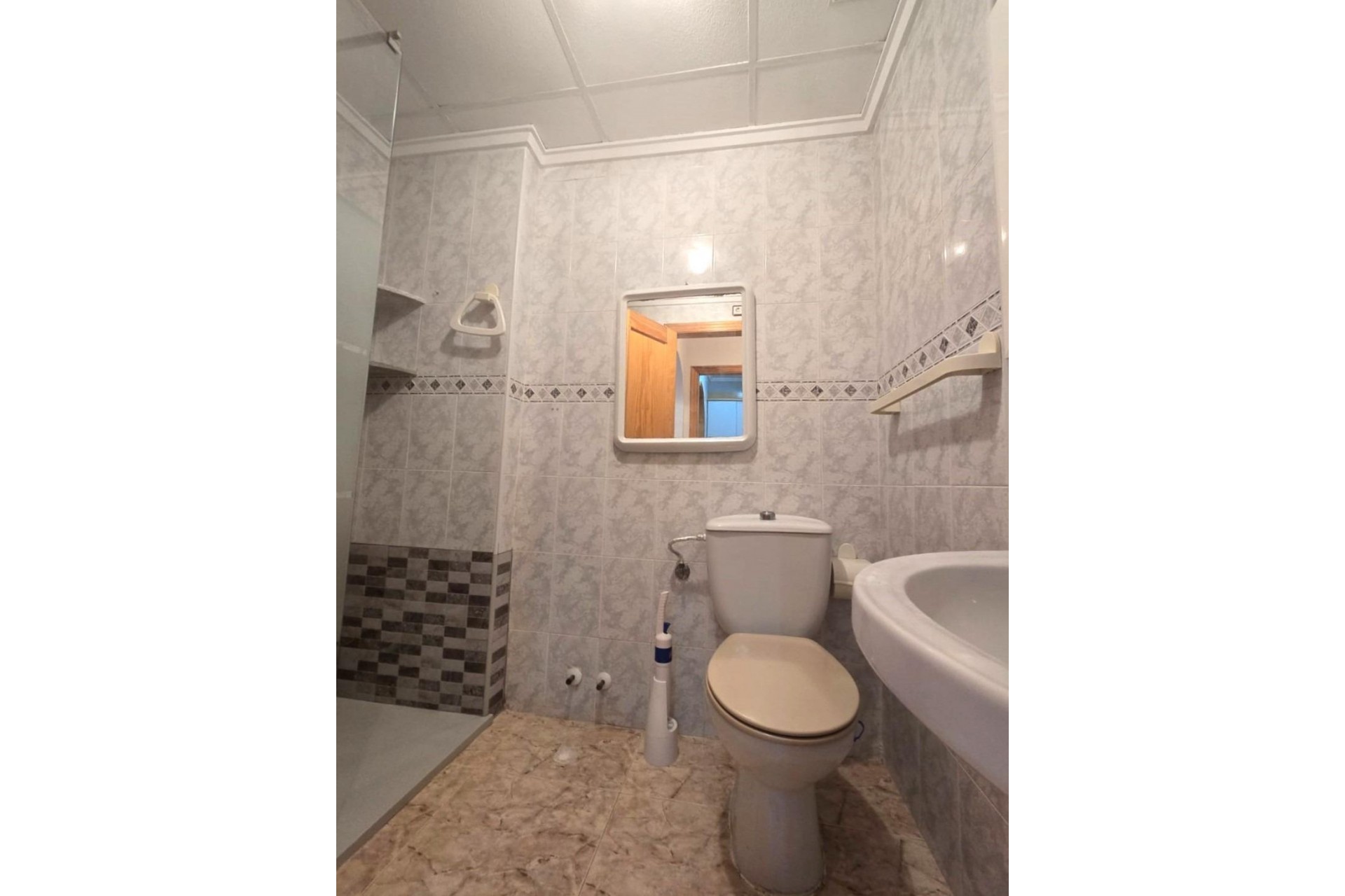 Brukt - Apartment -
Torrevieja - Habaneras