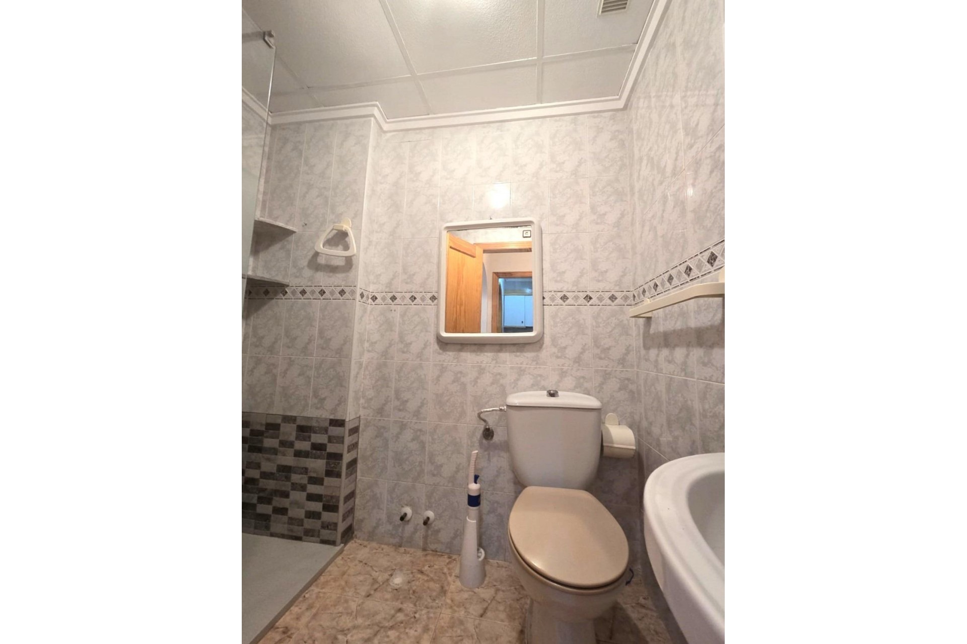 Brukt - Apartment -
Torrevieja - Habaneras