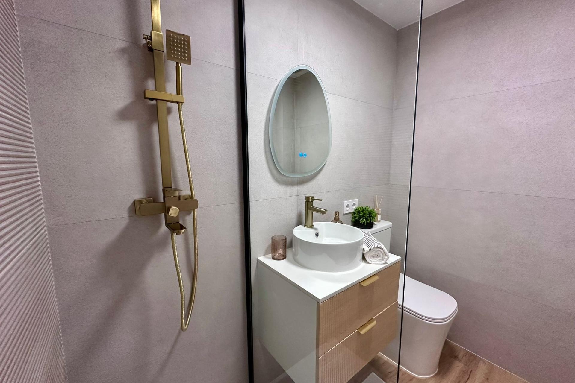 Brukt - Apartment -
Torrevieja - Habaneras