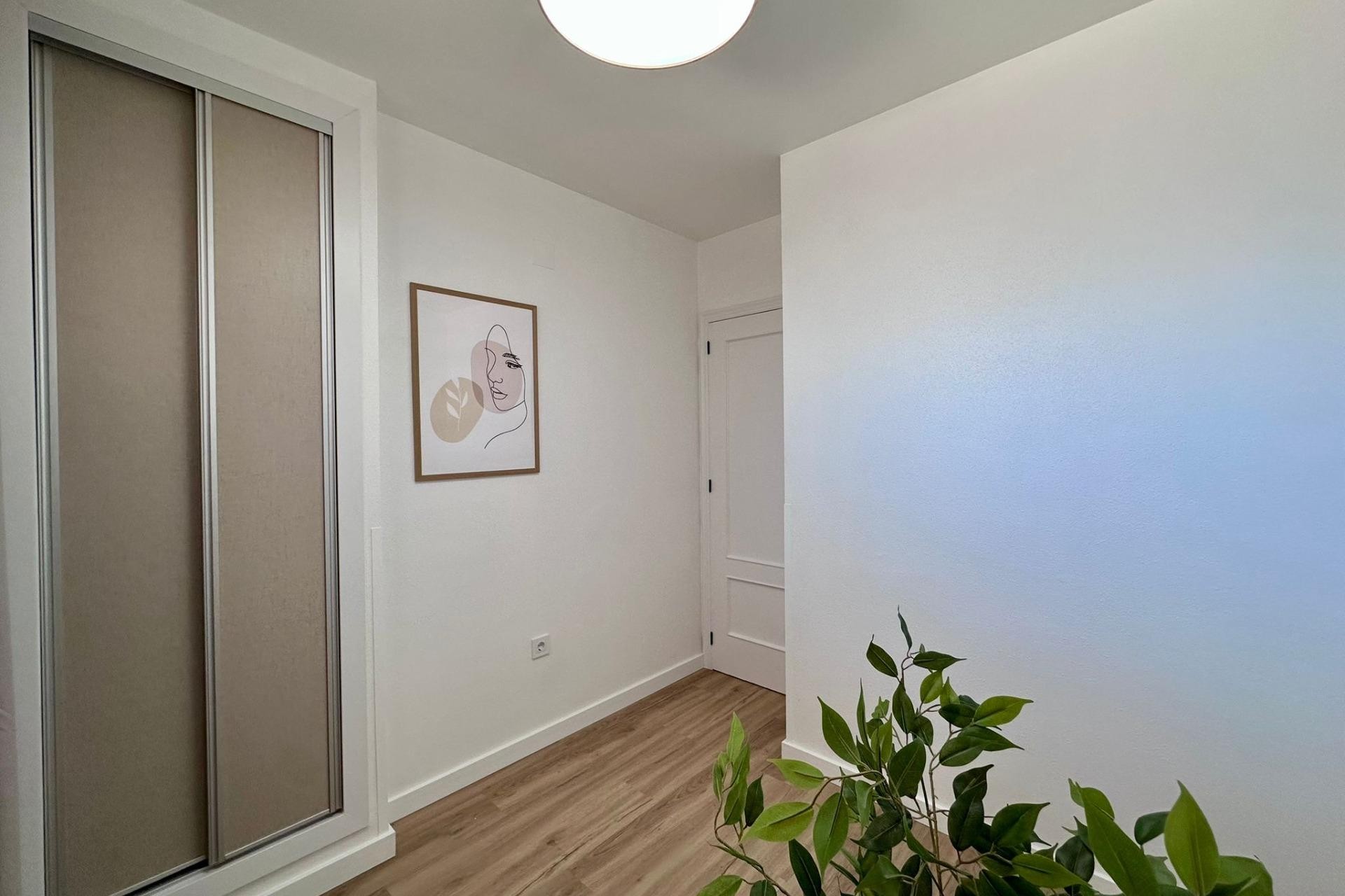 Brukt - Apartment -
Torrevieja - Habaneras
