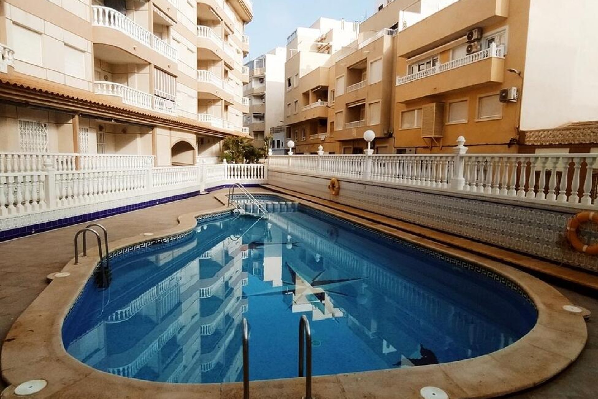 Brukt - Apartment -
Torrevieja - La Mata