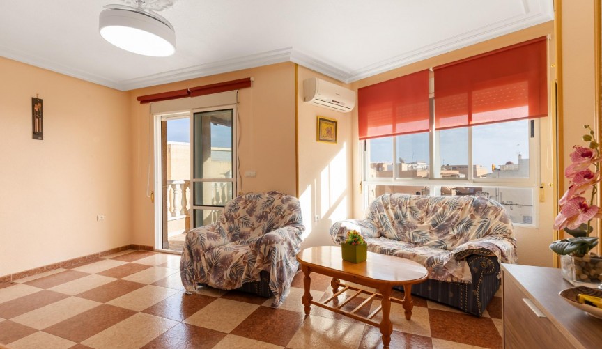 Brukt - Apartment -
Torrevieja - La Mata