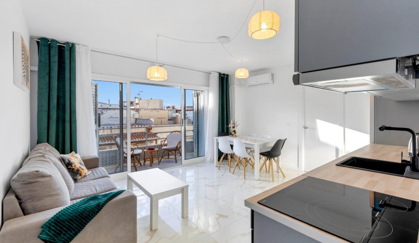 Brukt - Apartment -
Torrevieja - La Mata