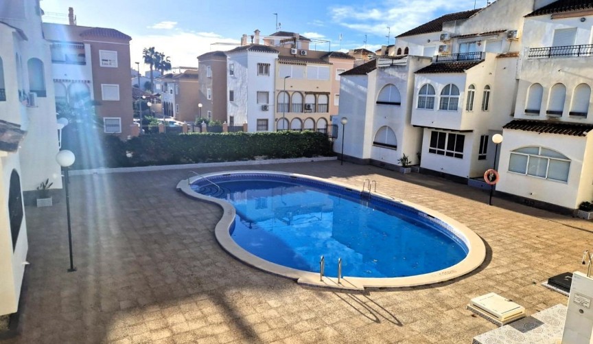 Brukt - Apartment -
Torrevieja - La Veleta