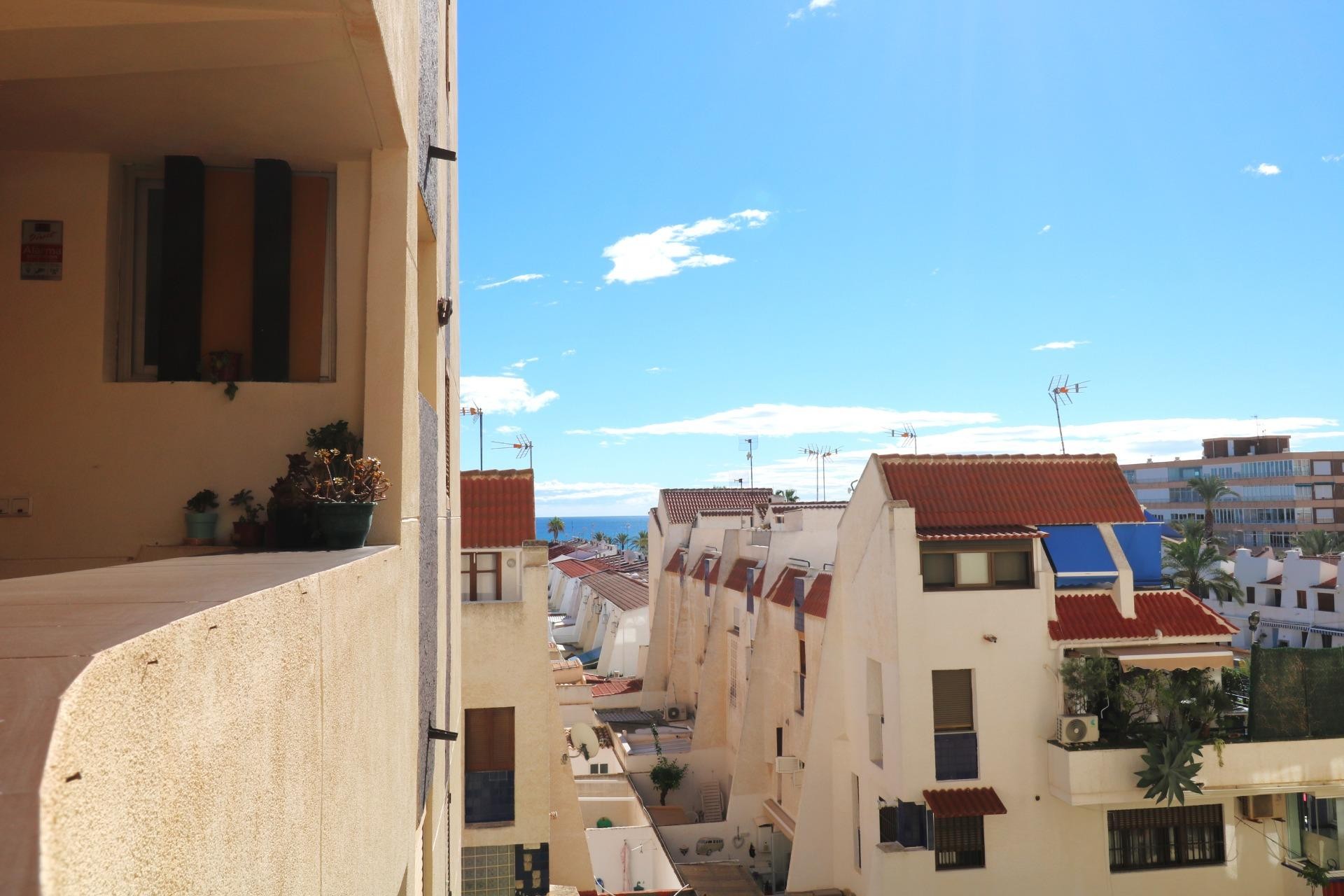 Brukt - Apartment -
Torrevieja - La Veleta