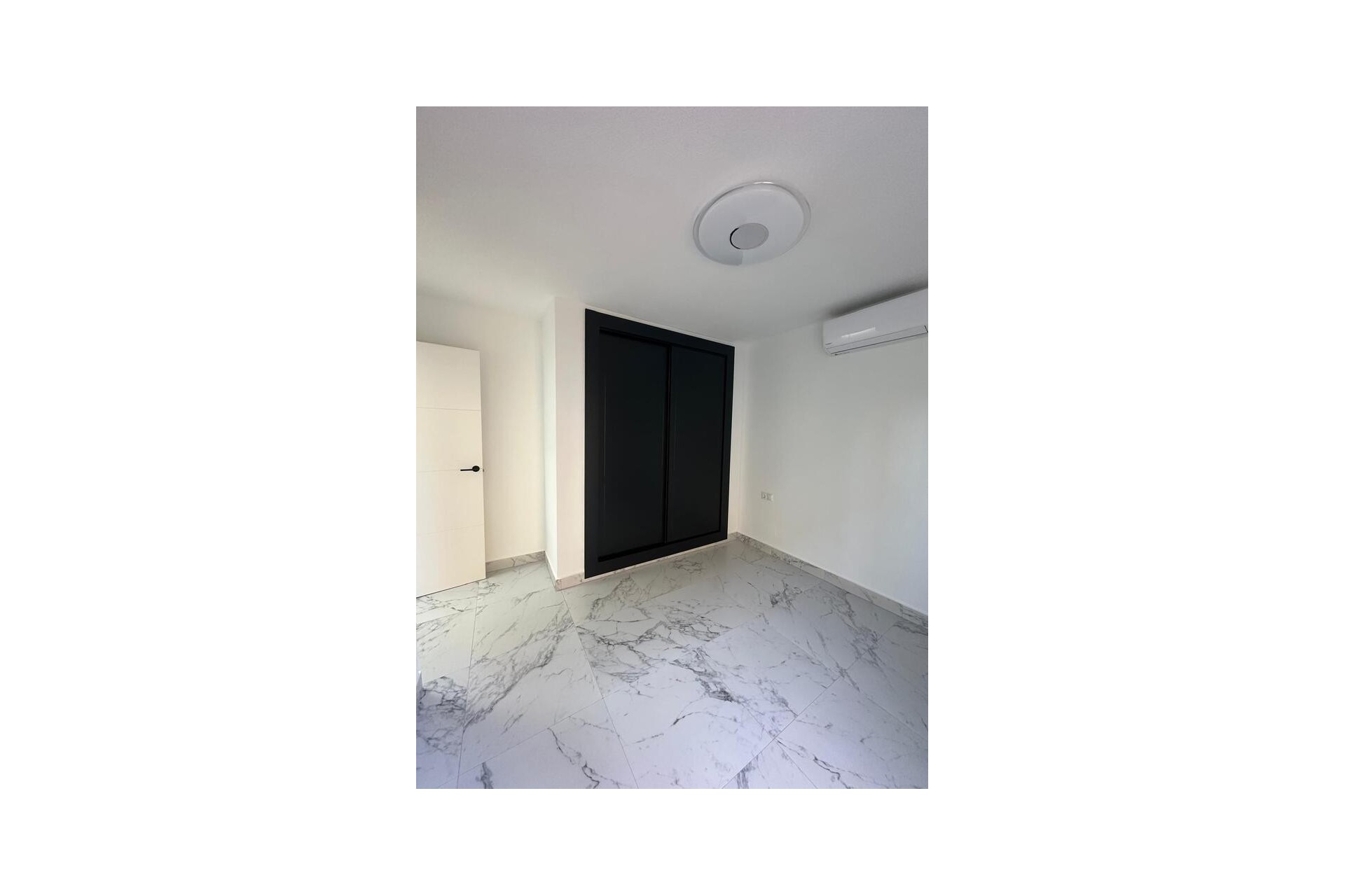 Brukt - Apartment -
Torrevieja - La Veleta