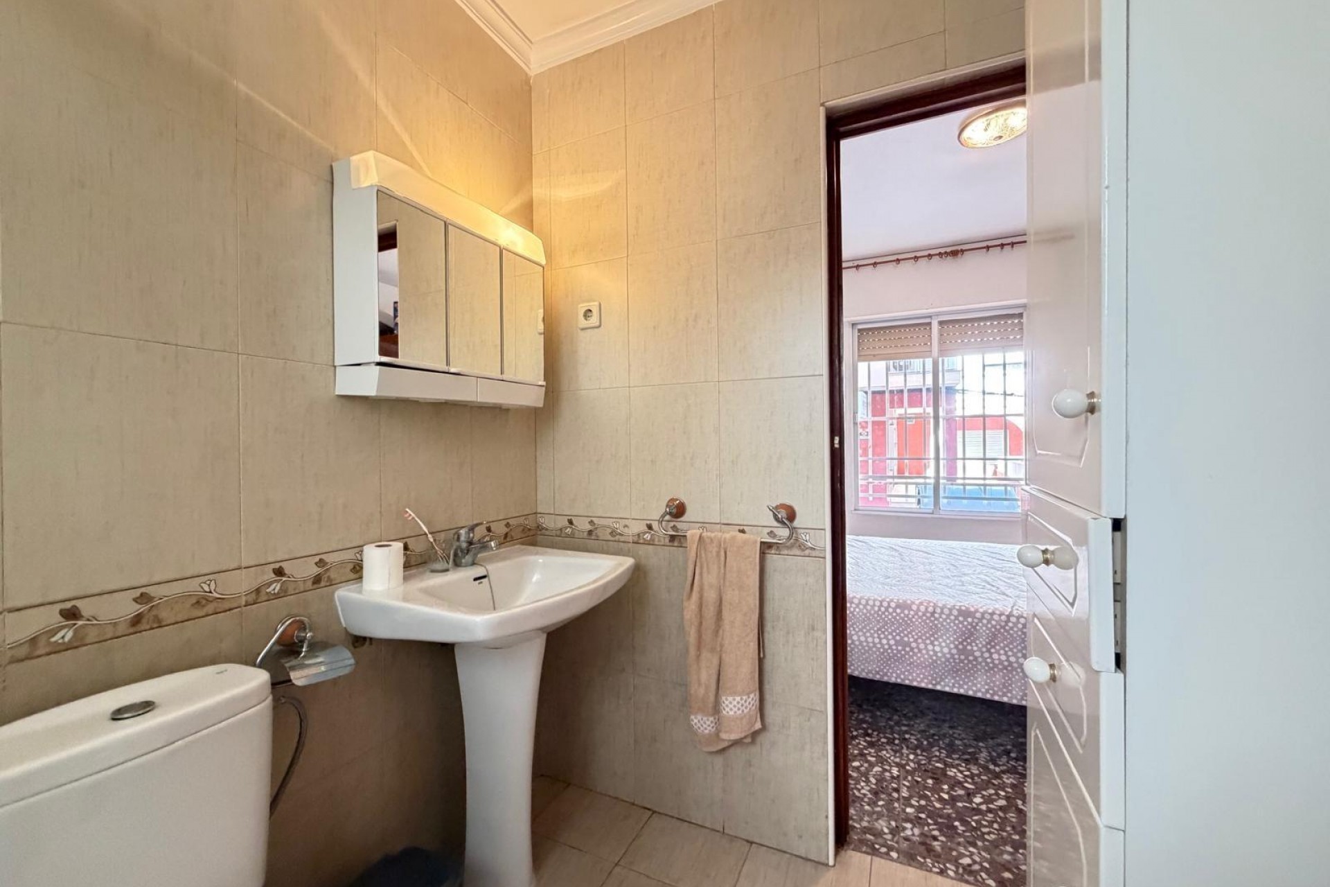 Brukt - Apartment -
Torrevieja - Las Piscinas Naturales