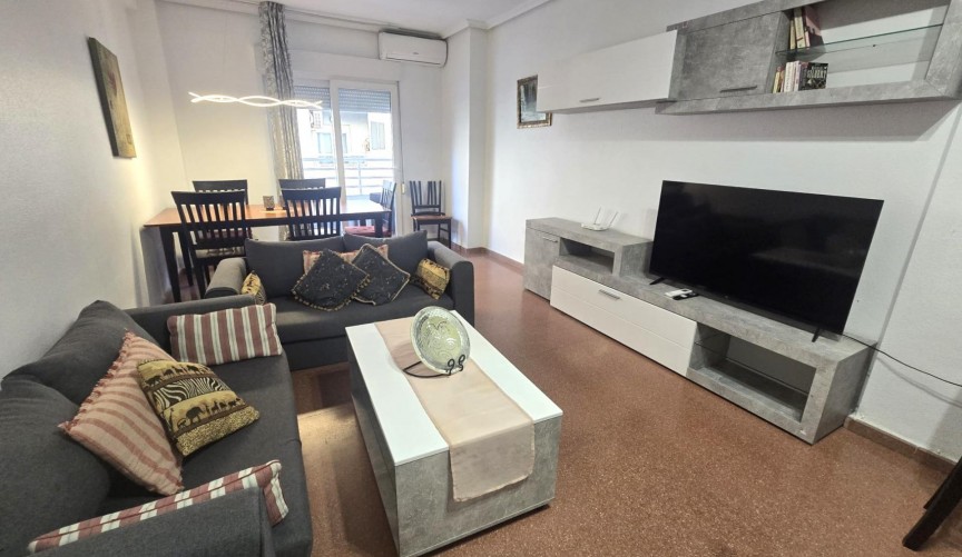 Brukt - Apartment -
Torrevieja - Las Piscinas Naturales