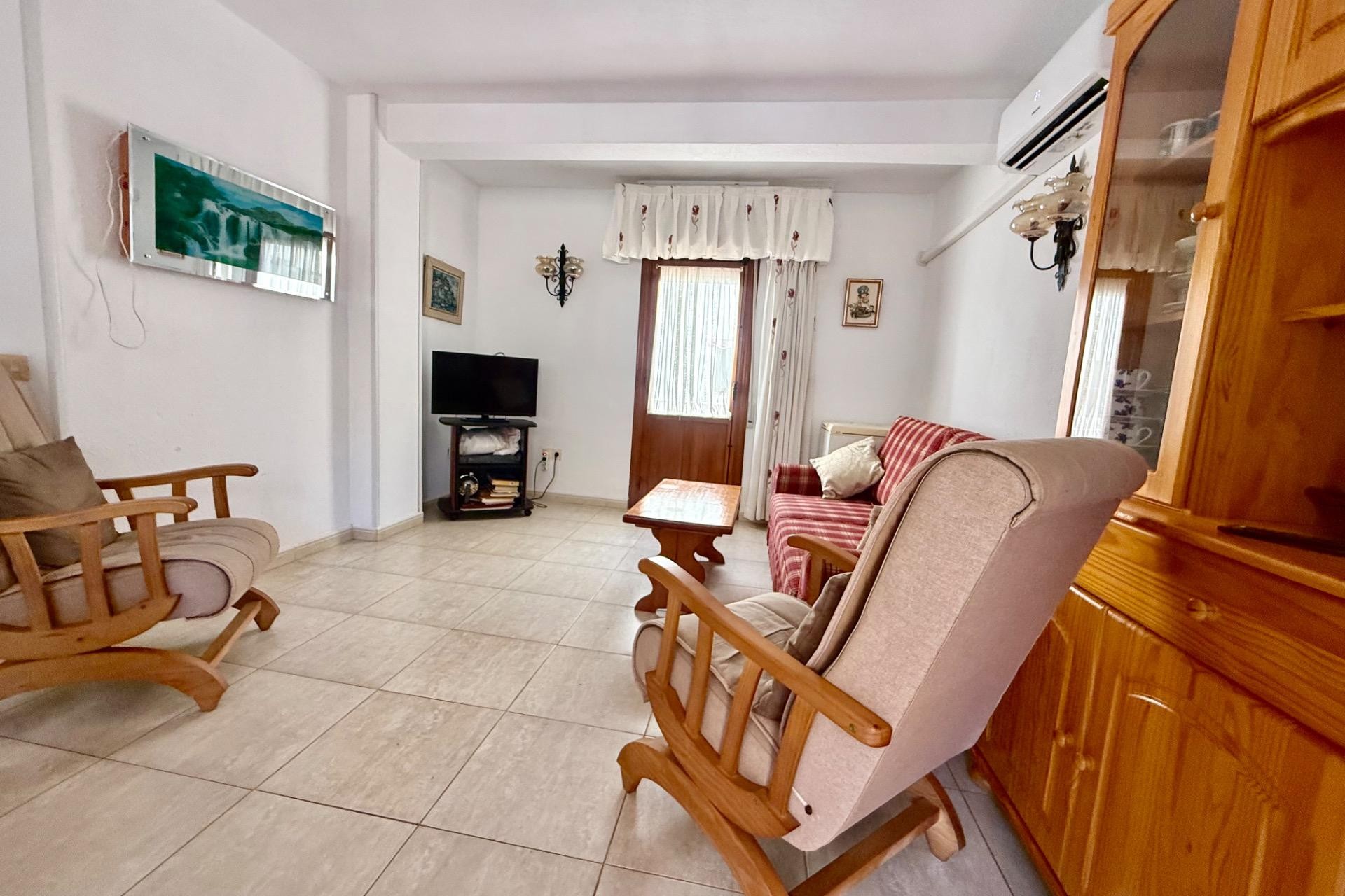 Brukt - Apartment -
Torrevieja - Los Europeos