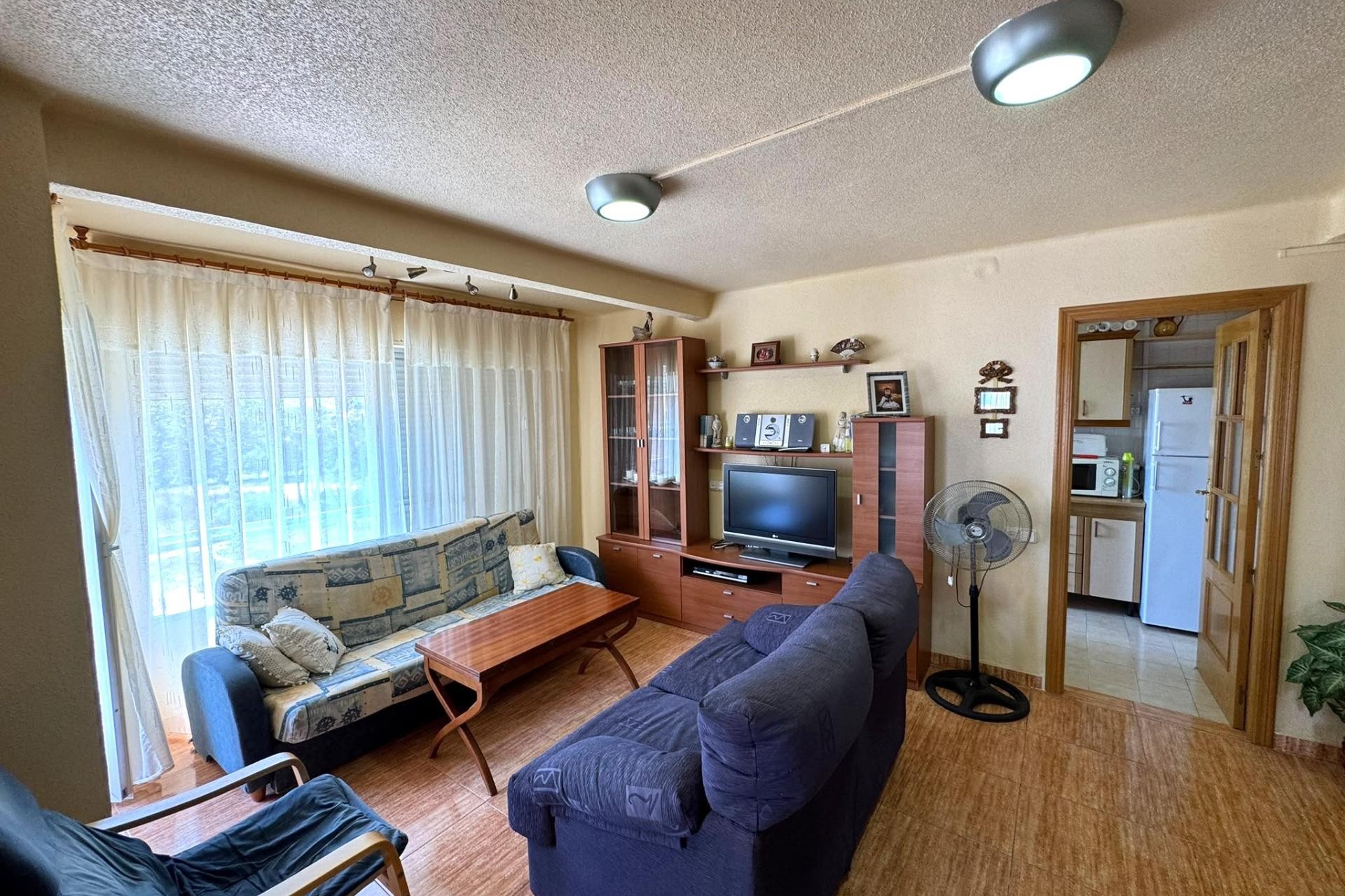 Brukt - Apartment -
Torrevieja - Miramar - Torre Del Moro
