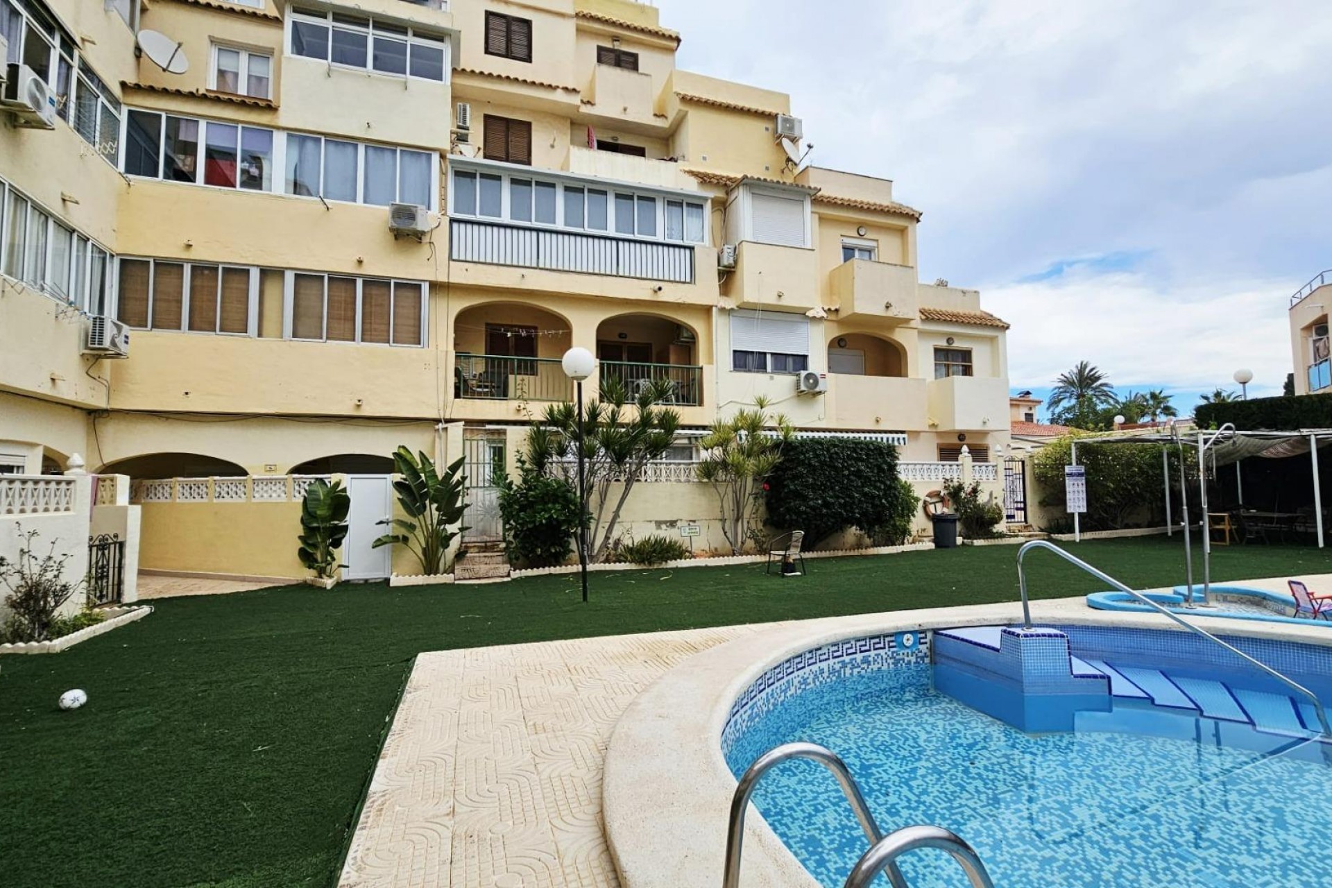 Brukt - Apartment -
Torrevieja - Nueva Torrevieja