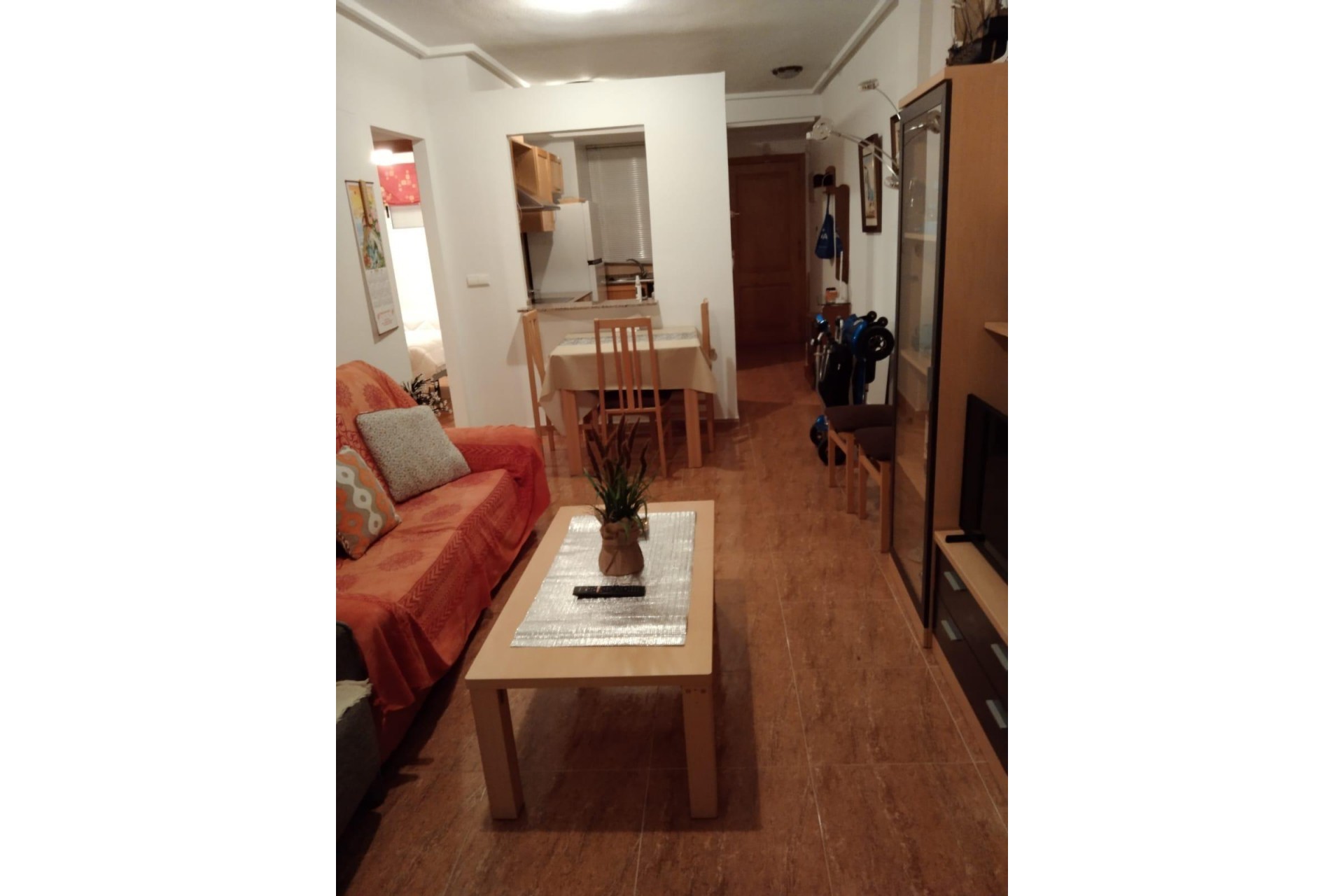 Brukt - Apartment -
Torrevieja - Parque Acuático - Sector 25