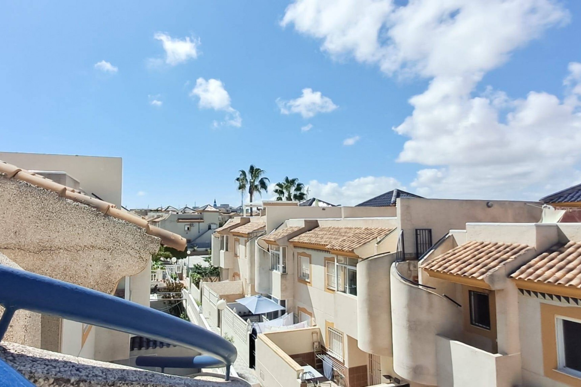 Brukt - Apartment -
Torrevieja - Parque Acuático - Sector 25